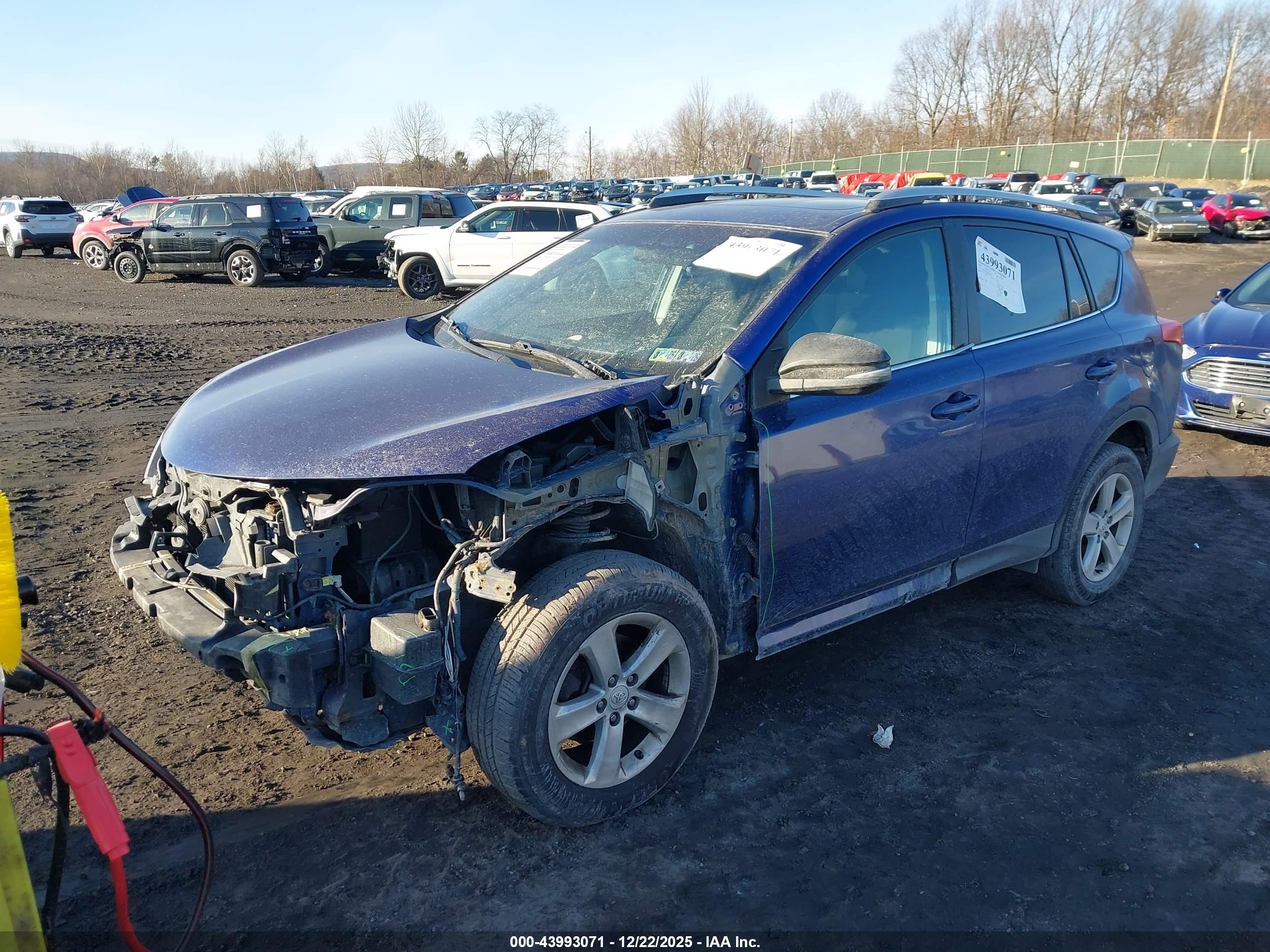 TOYOTA RAV4 image 2