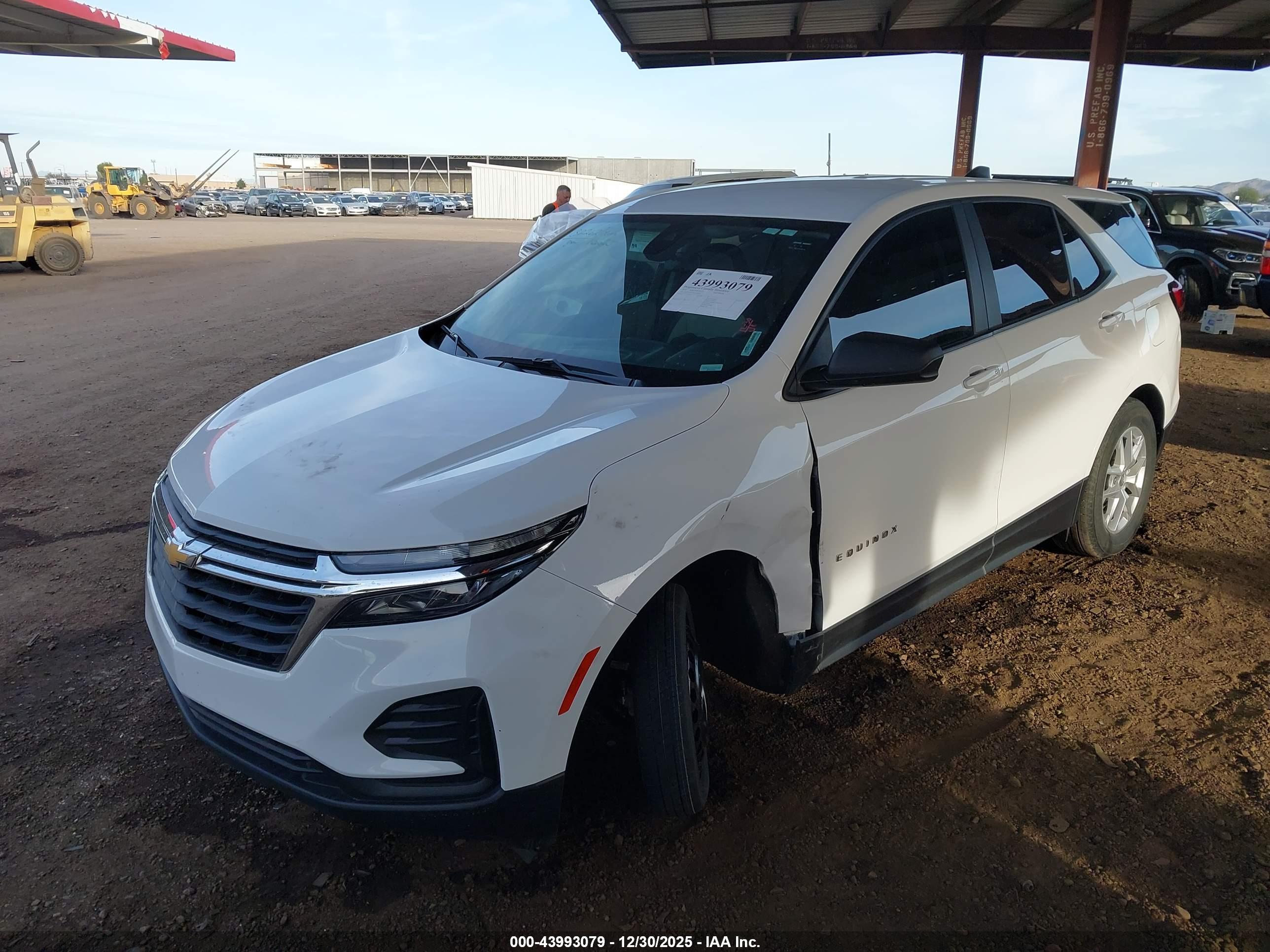 CHEVROLET EQUINOX image 2