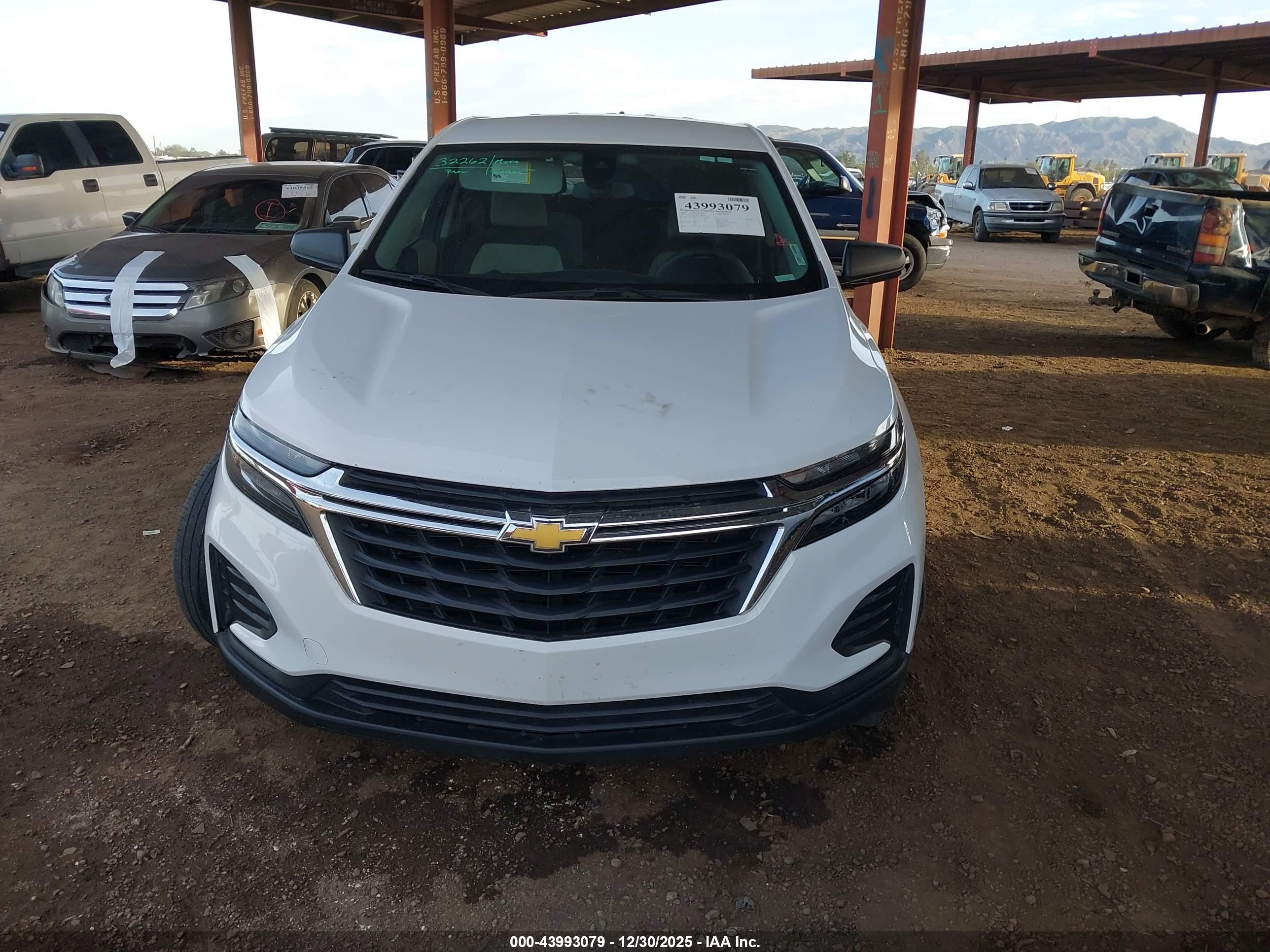 CHEVROLET EQUINOX image 6
