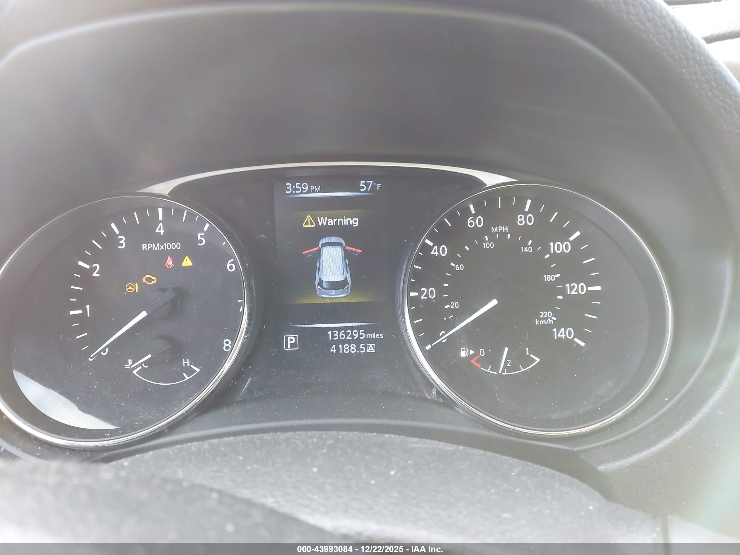 NISSAN ROGUE image 7