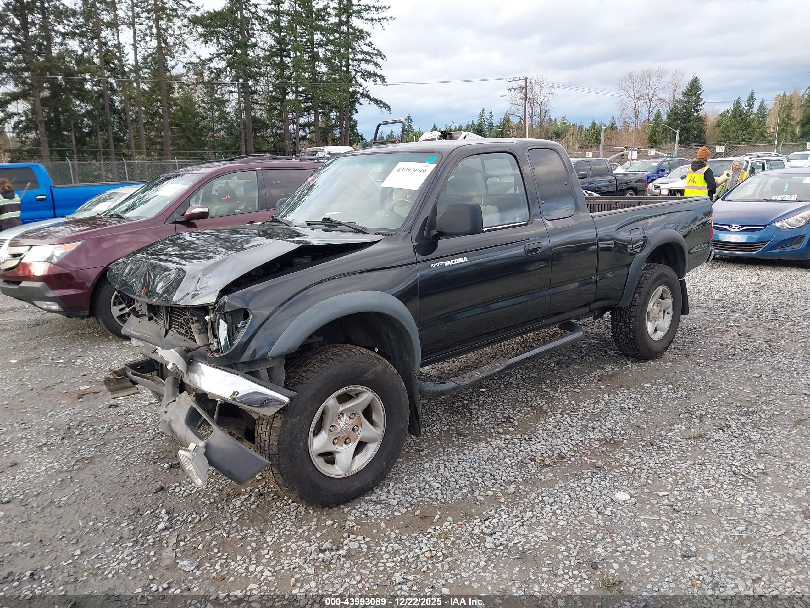 TOYOTA TACOMA image 2