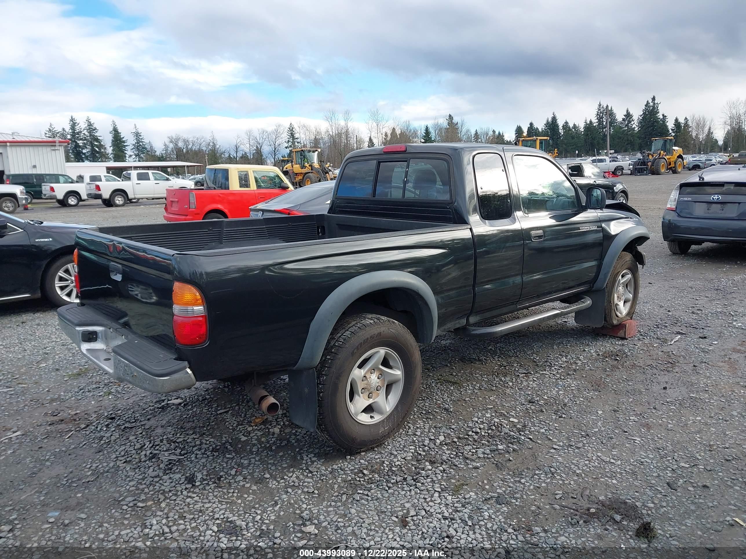 TOYOTA TACOMA image 4
