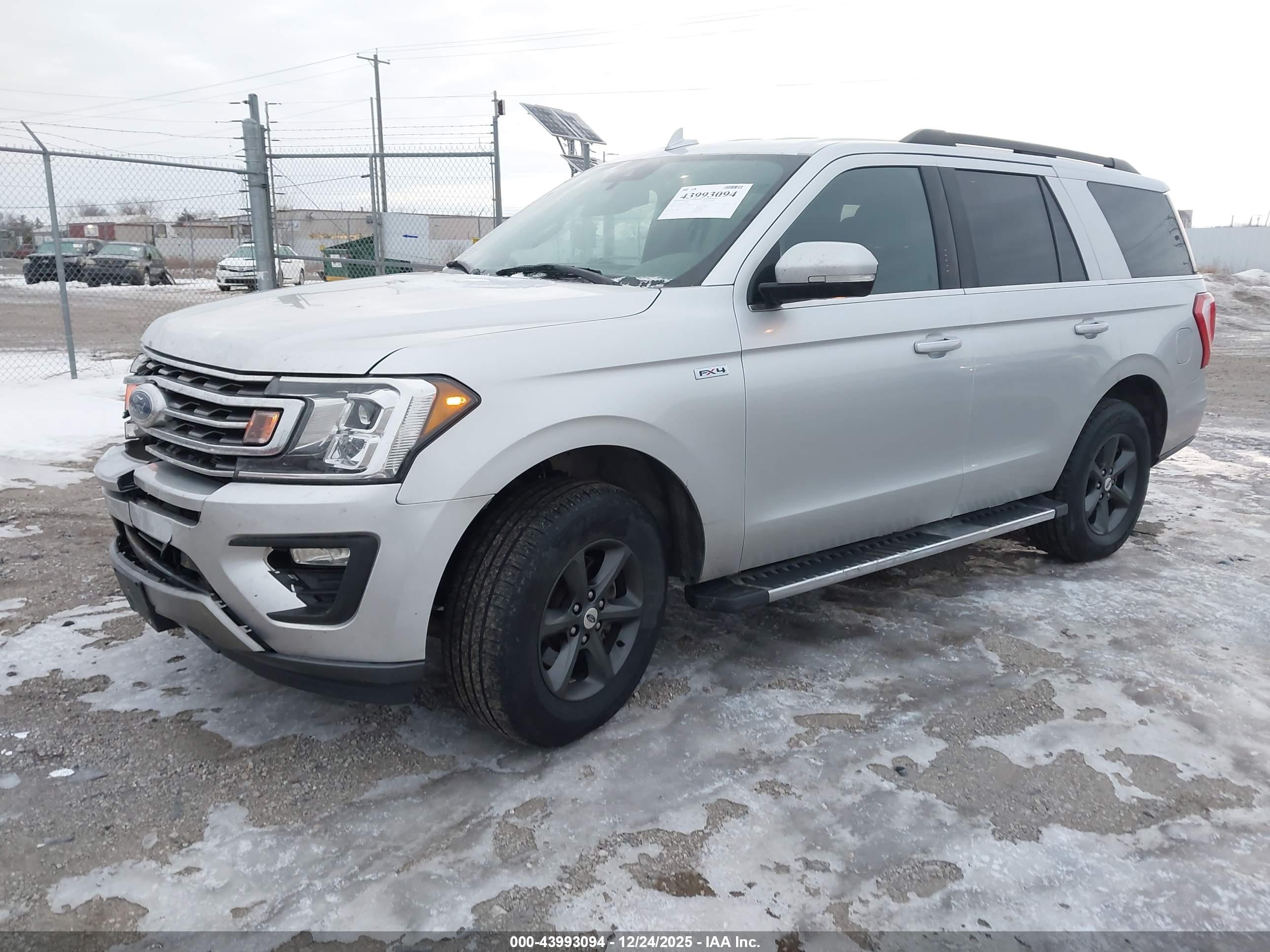 FORD EXPEDITION image 2