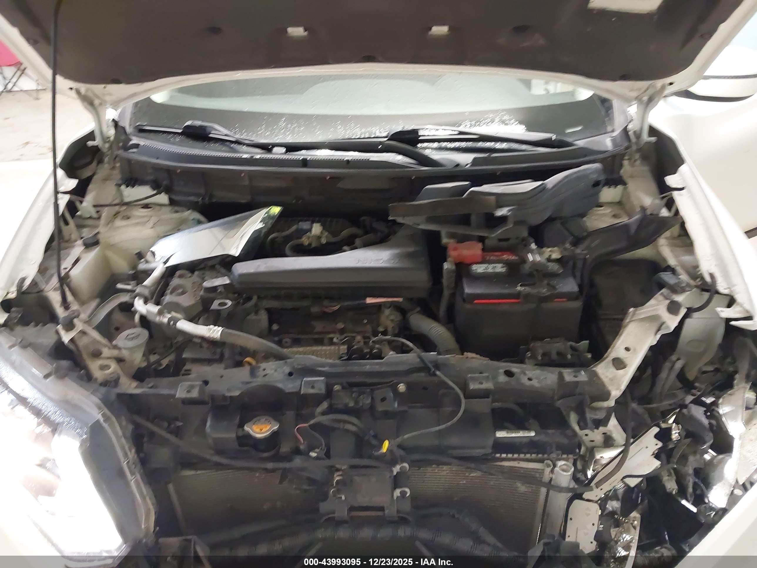 NISSAN ROGUE image 10