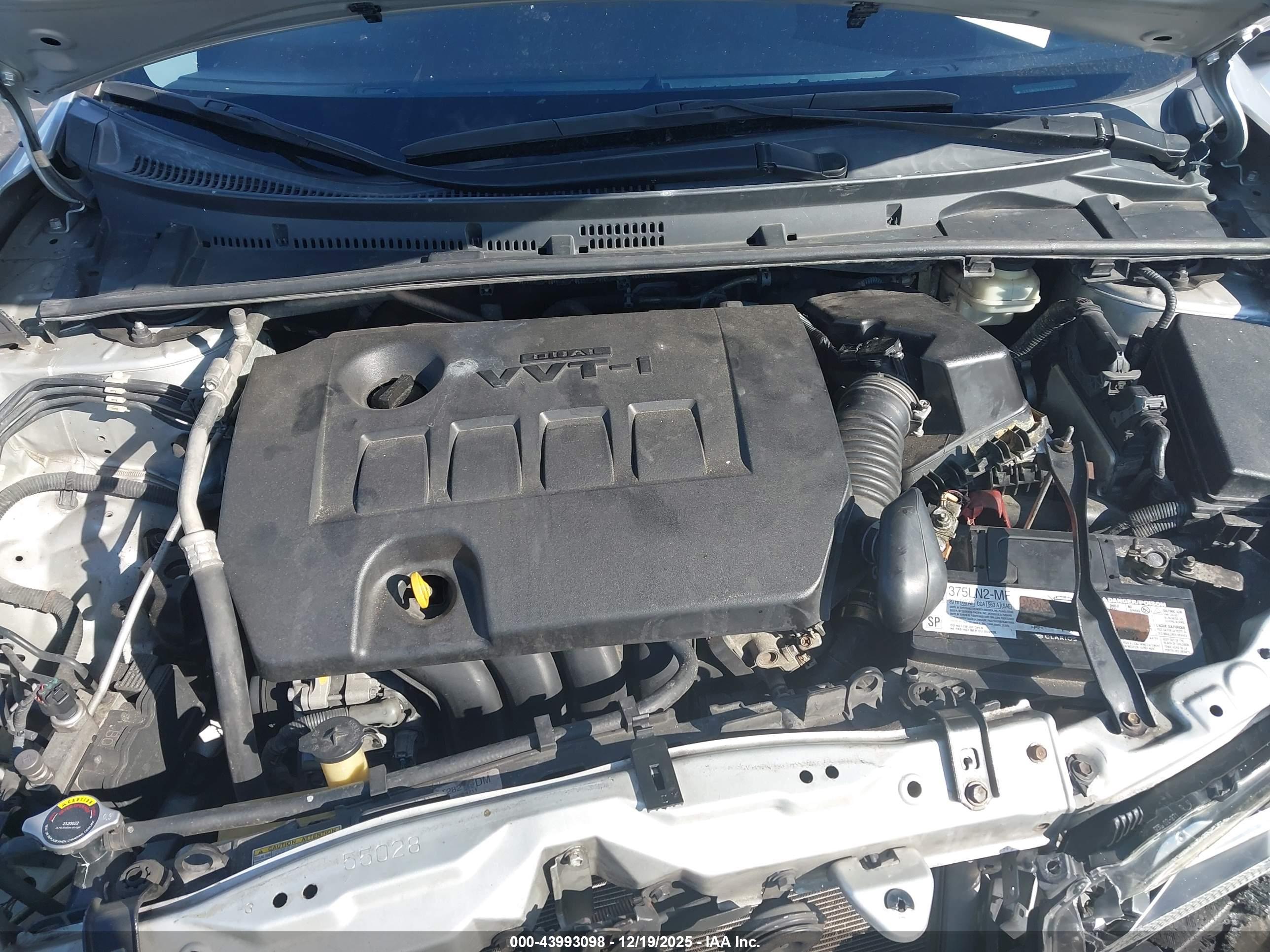 TOYOTA COROLLA image 10