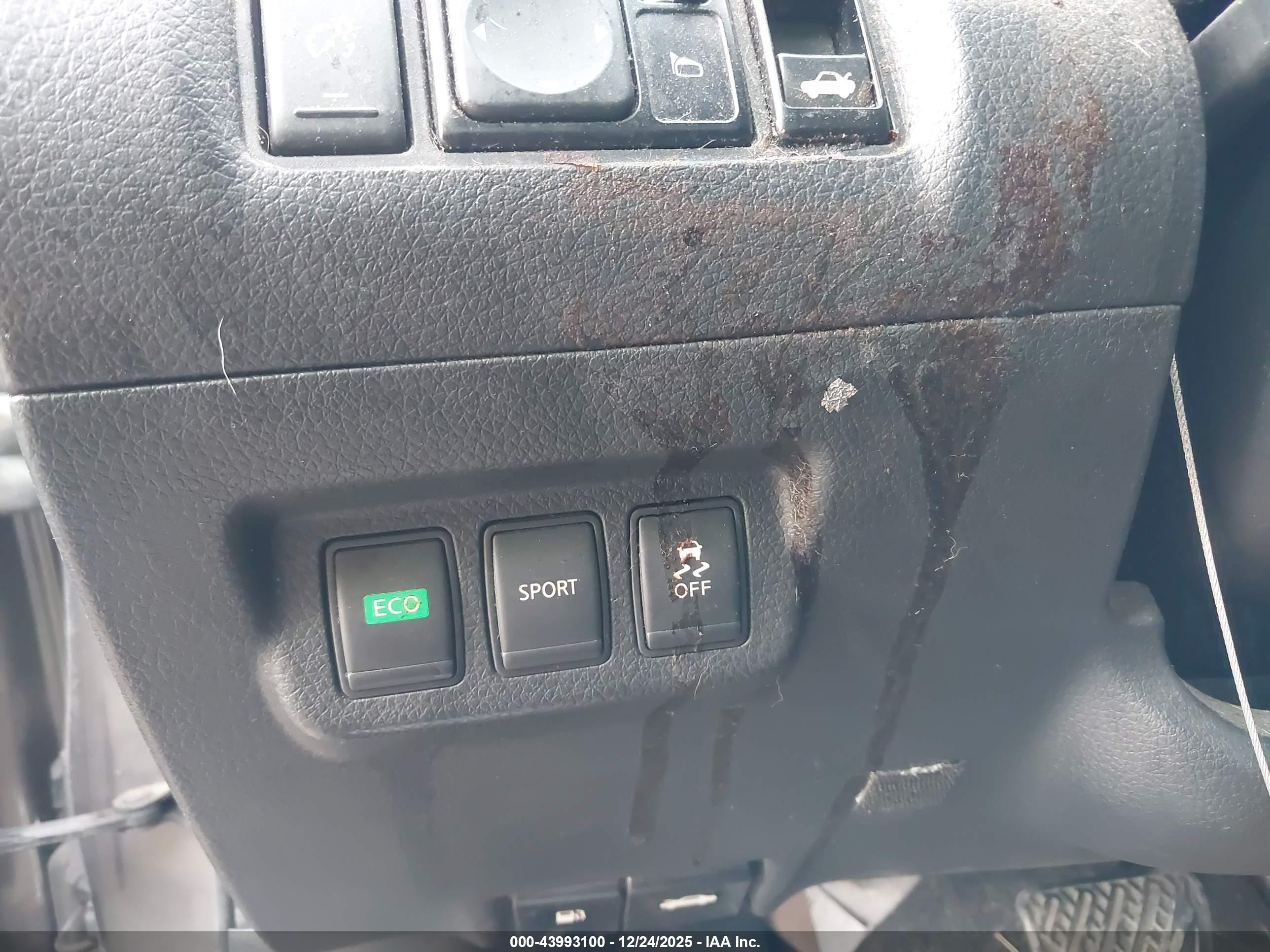 NISSAN SENTRA image 6