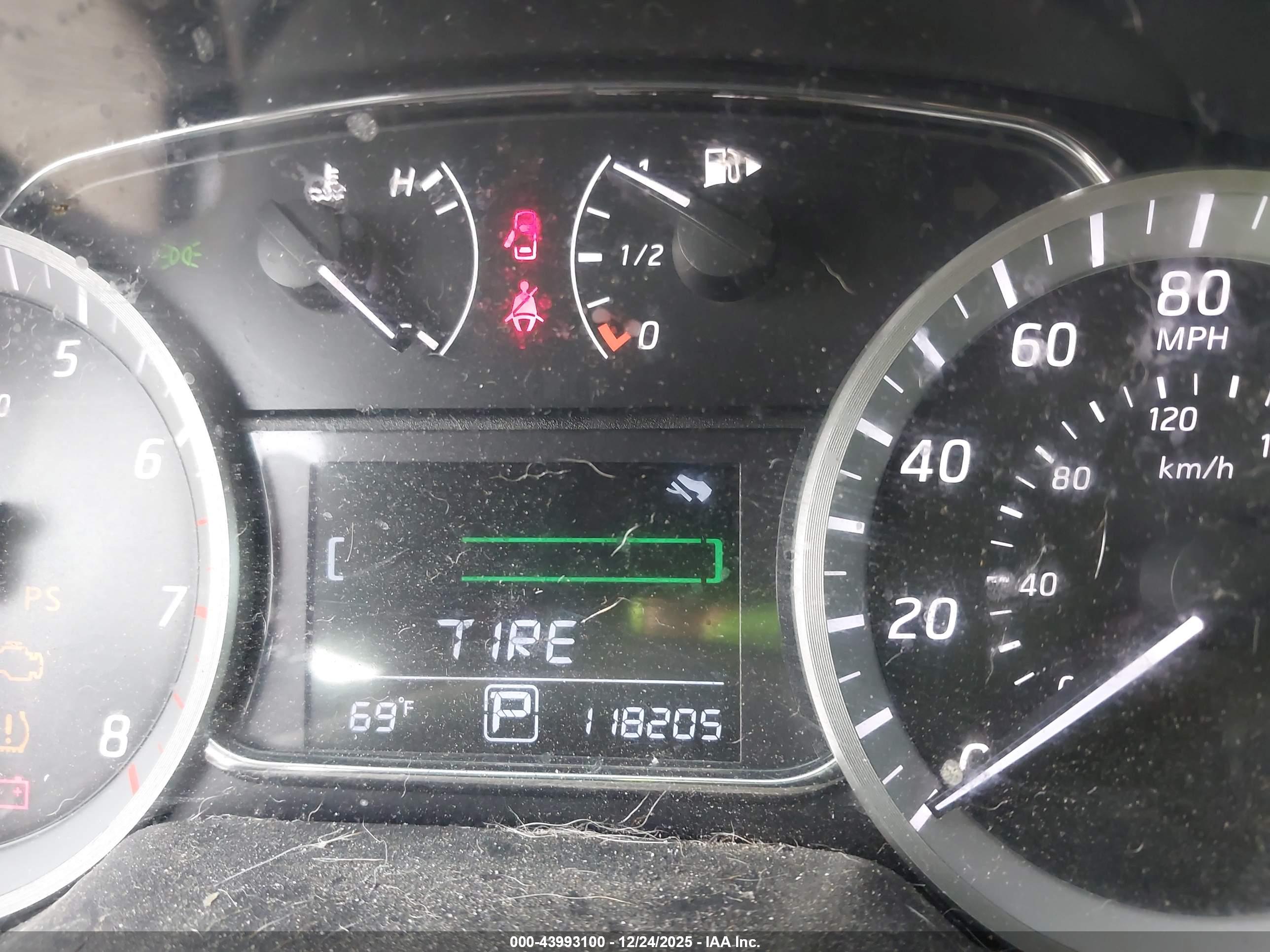 NISSAN SENTRA image 7