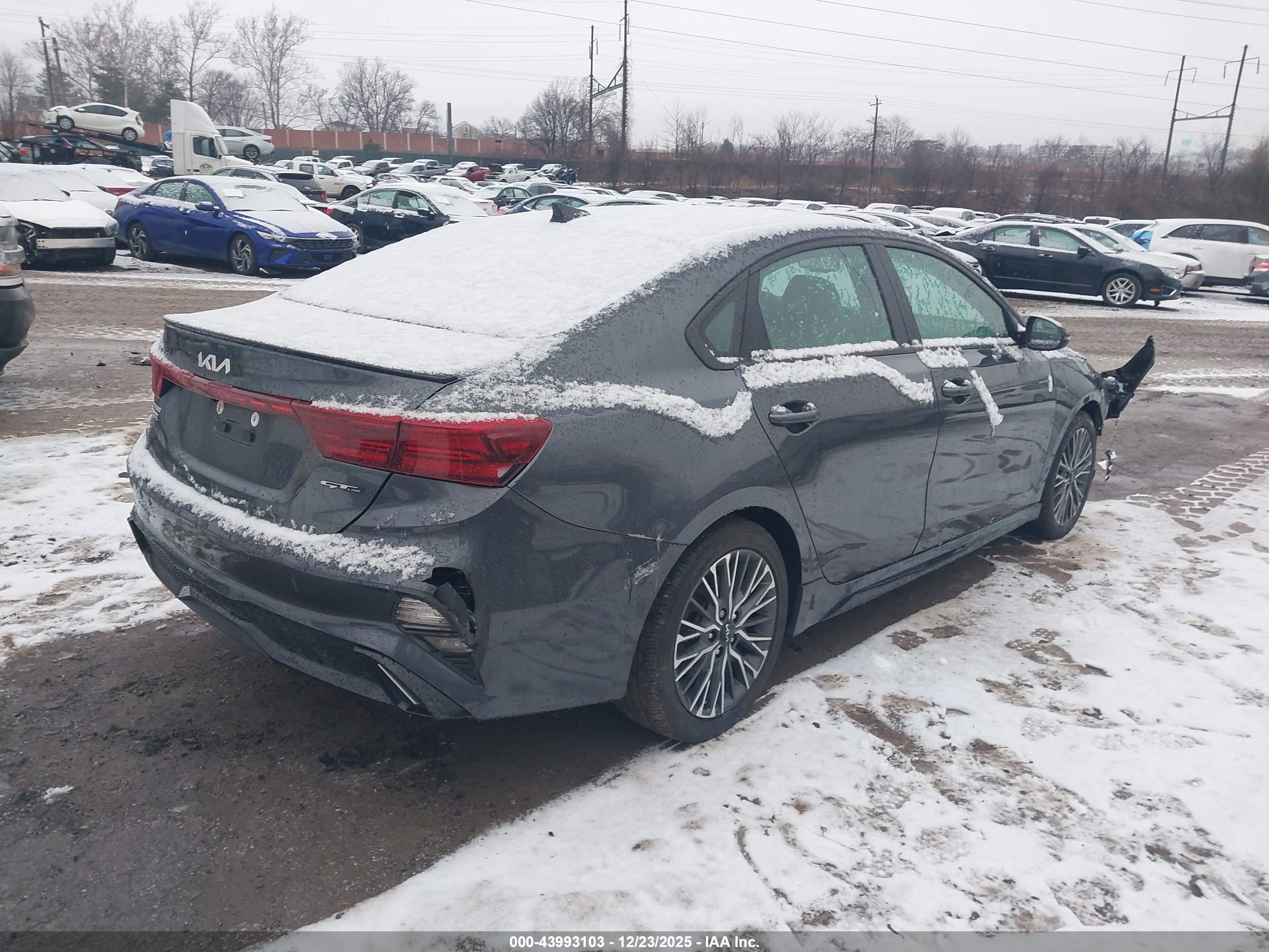 KIA FORTE image 4