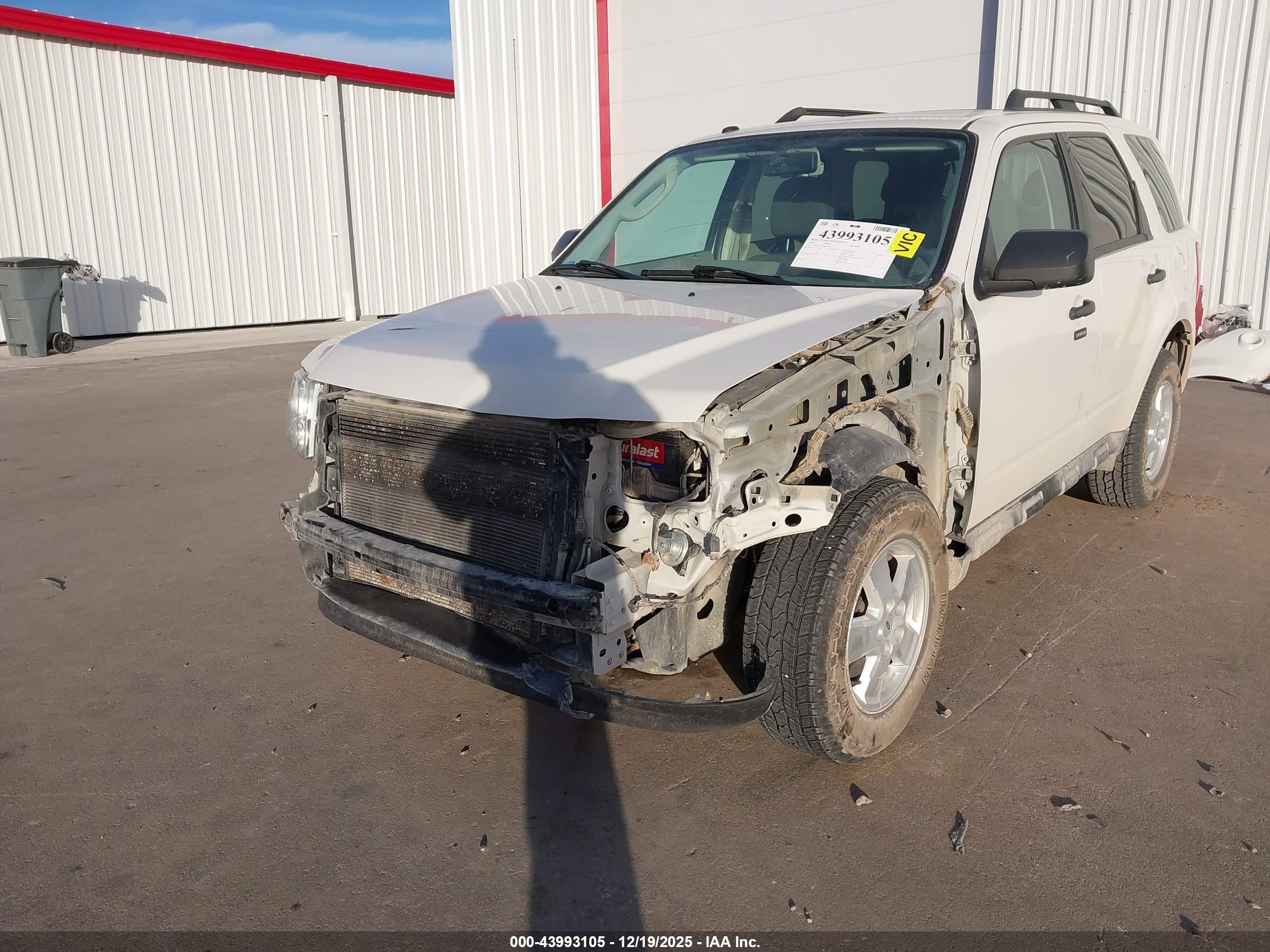 FORD ESCAPE image 6
