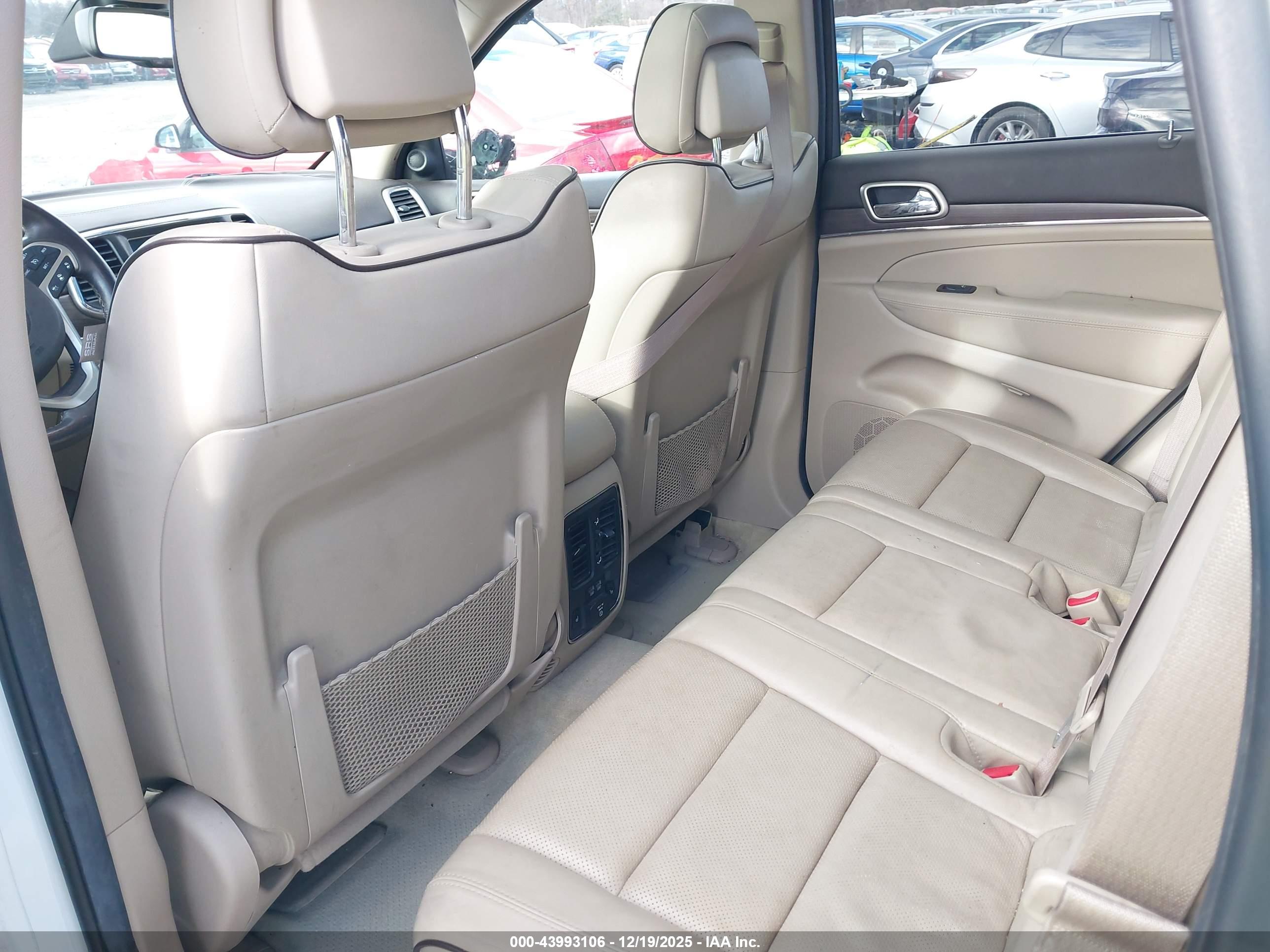 JEEP GRAND image 8