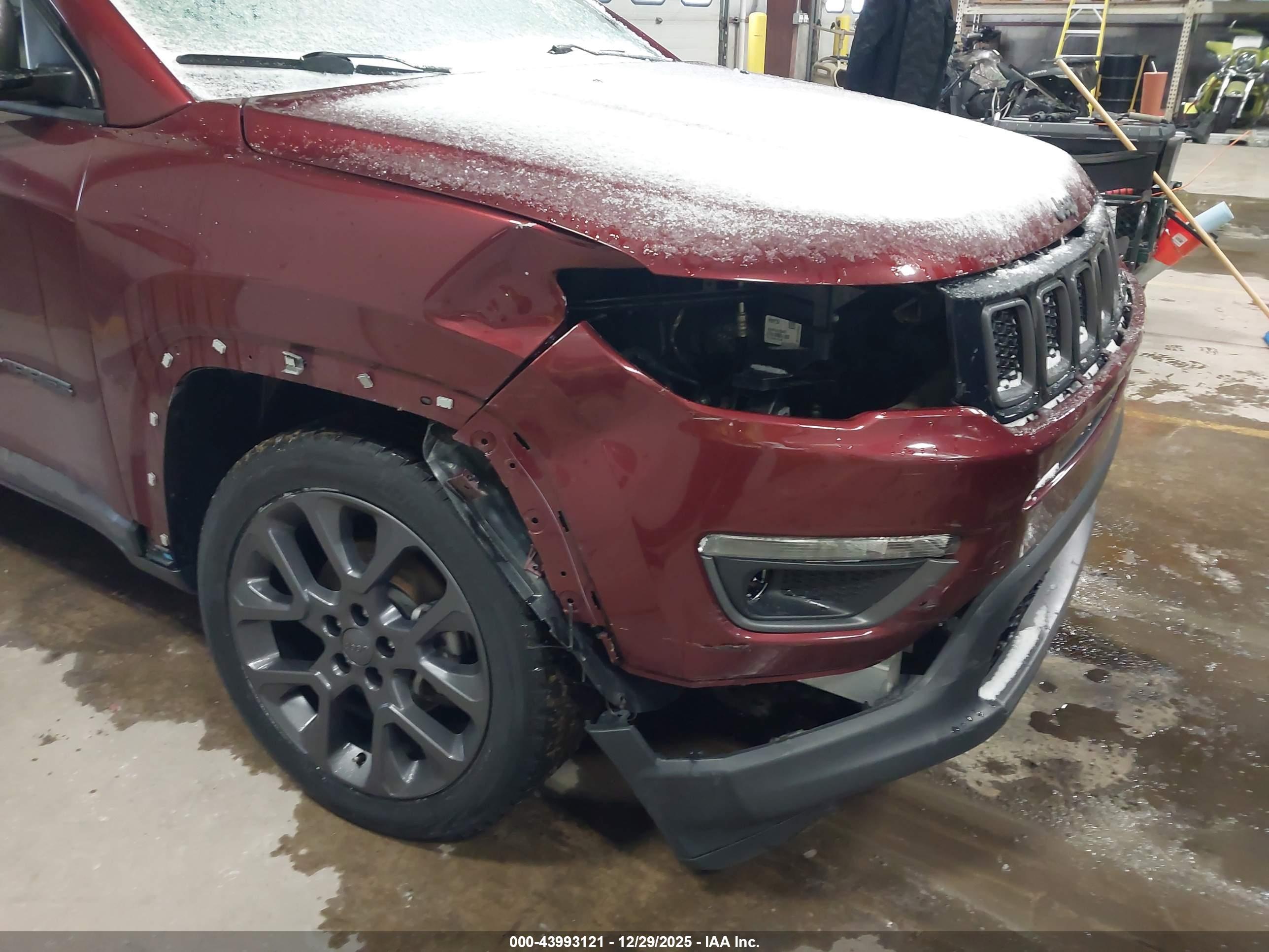 JEEP COMPASS image 6