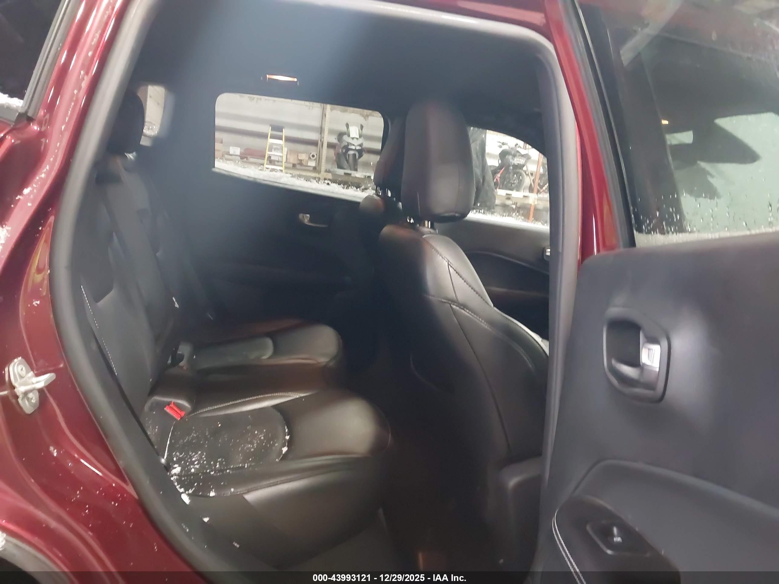 JEEP COMPASS image 8