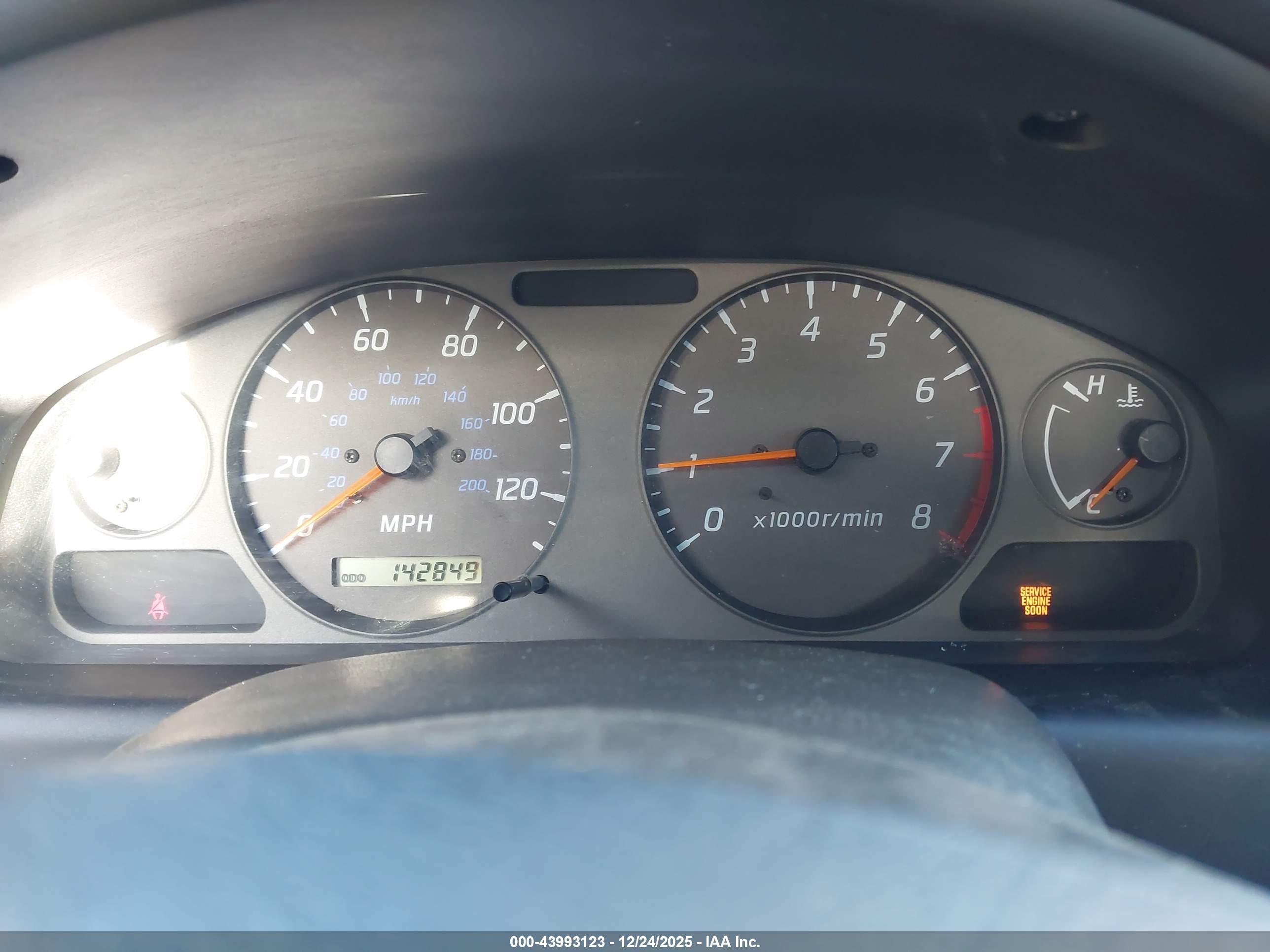NISSAN SENTRA image 7