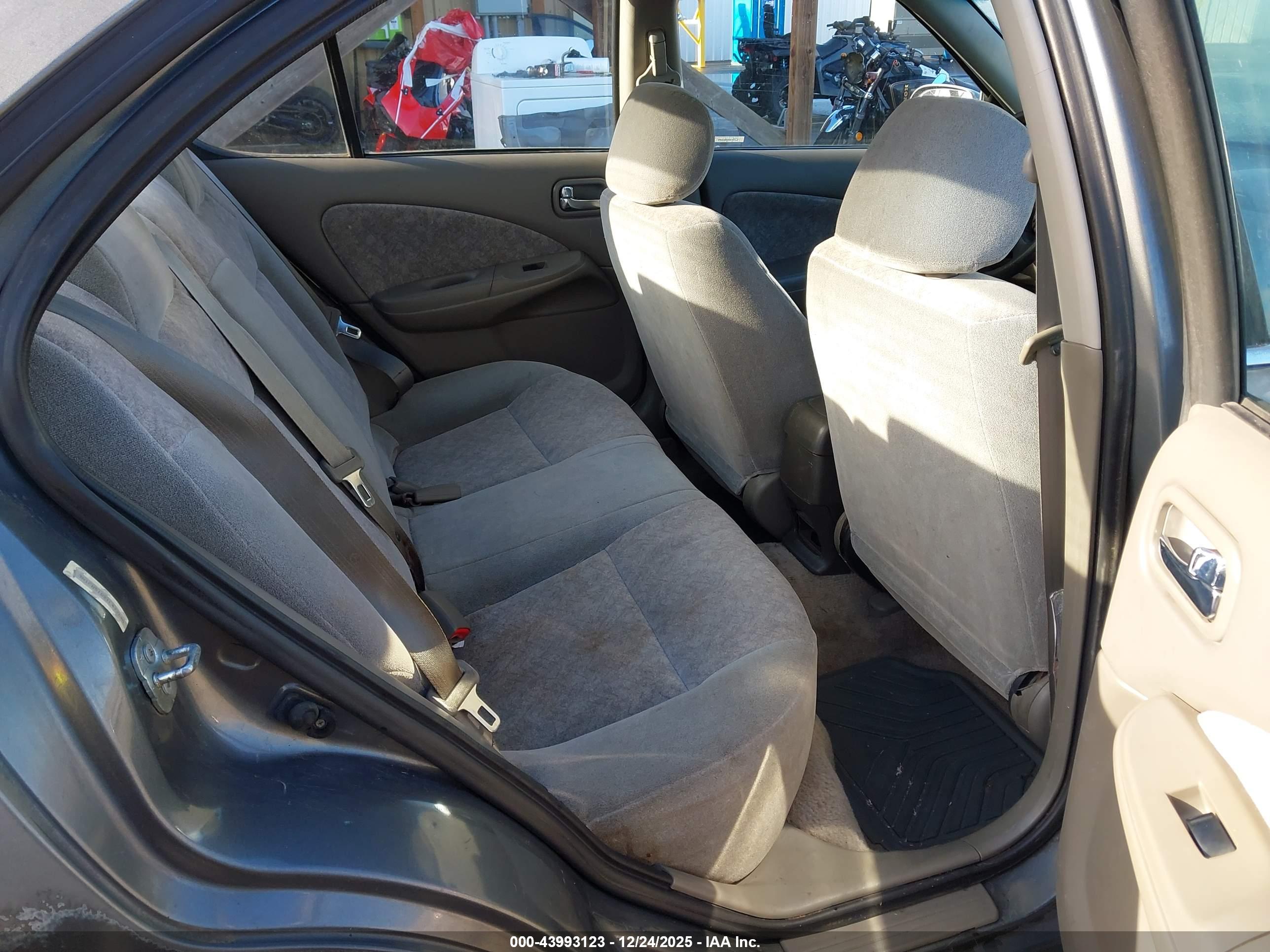 NISSAN SENTRA image 8