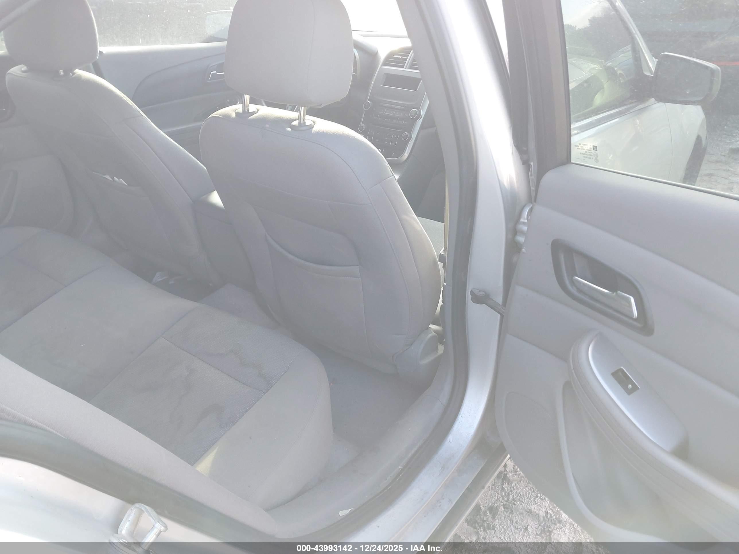 CHEVROLET MALIBU image 8