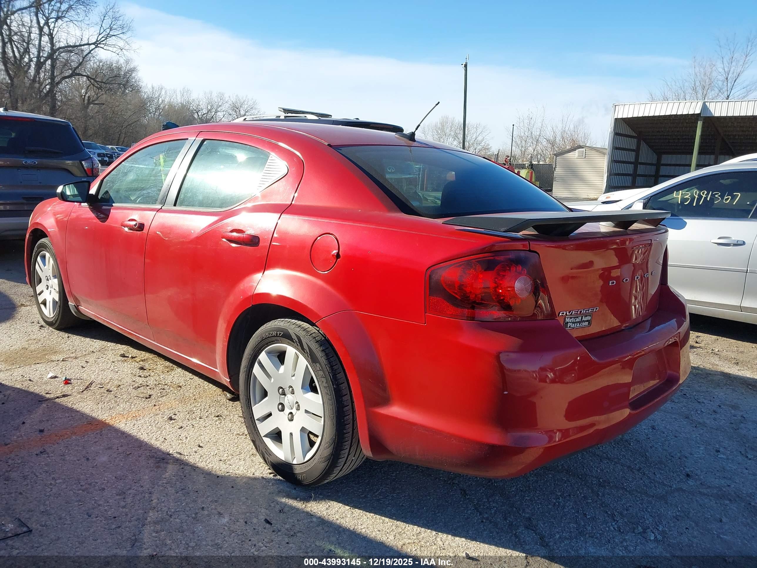 DODGE AVENGER image 3