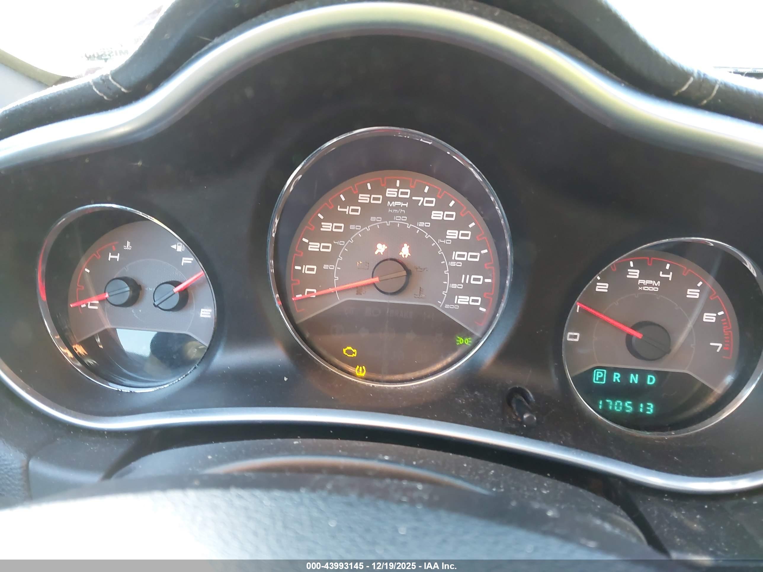 DODGE AVENGER image 7