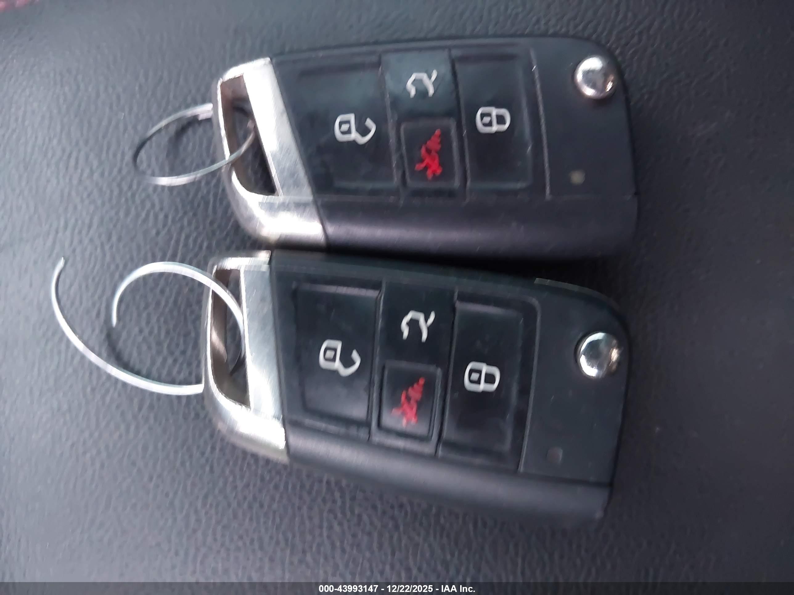 VOLKSWAGEN GOLF image 11