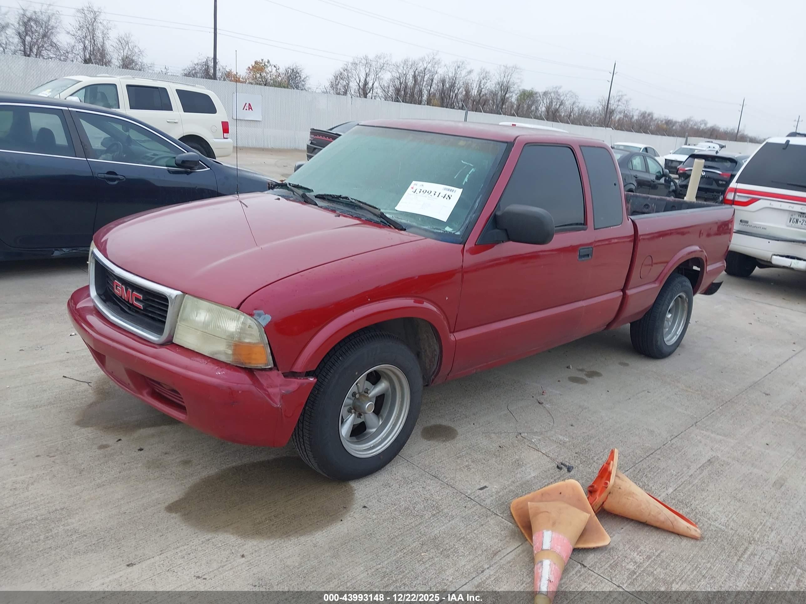 GMC SONOMA image 2