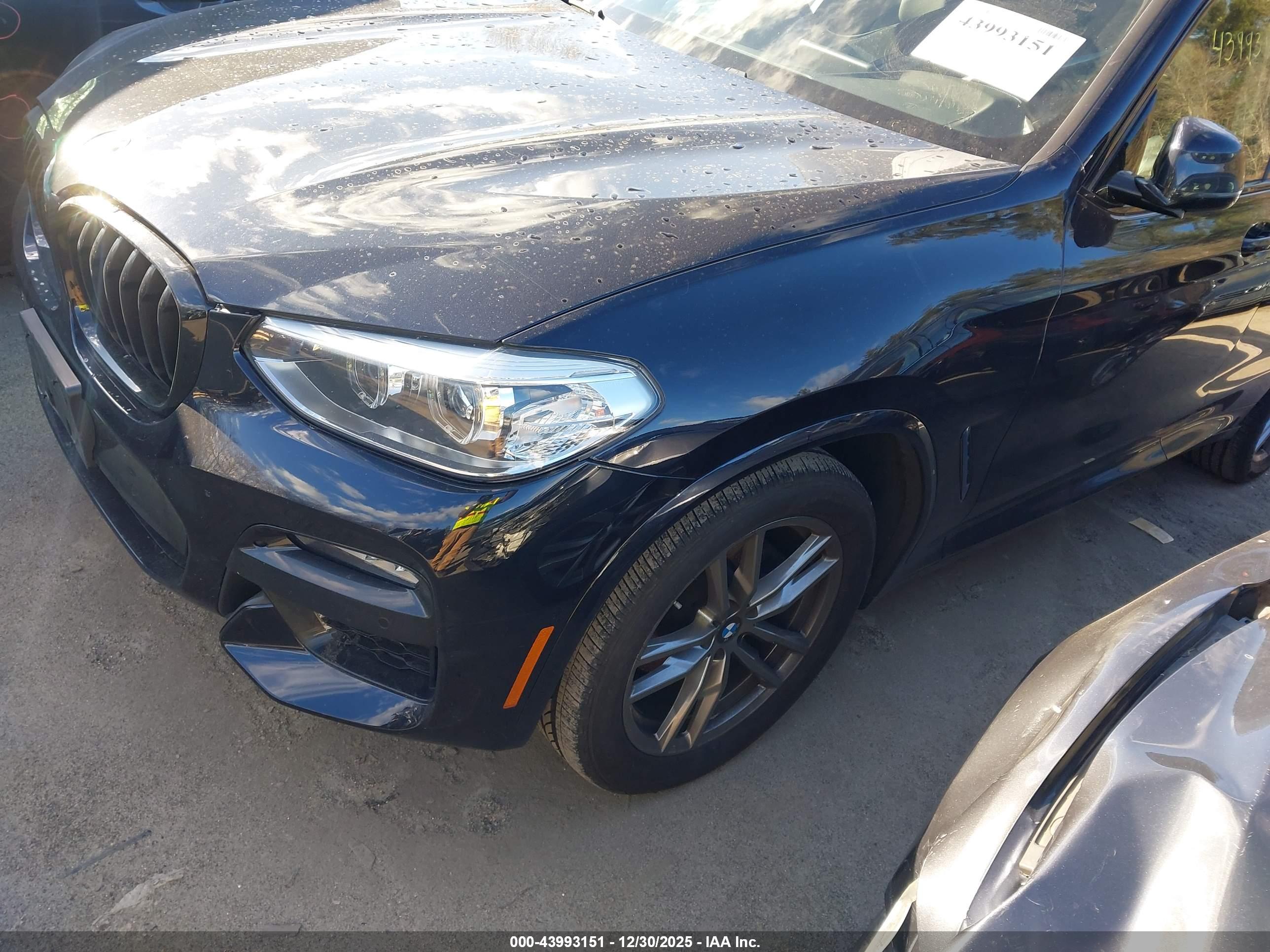BMW X3 image 2