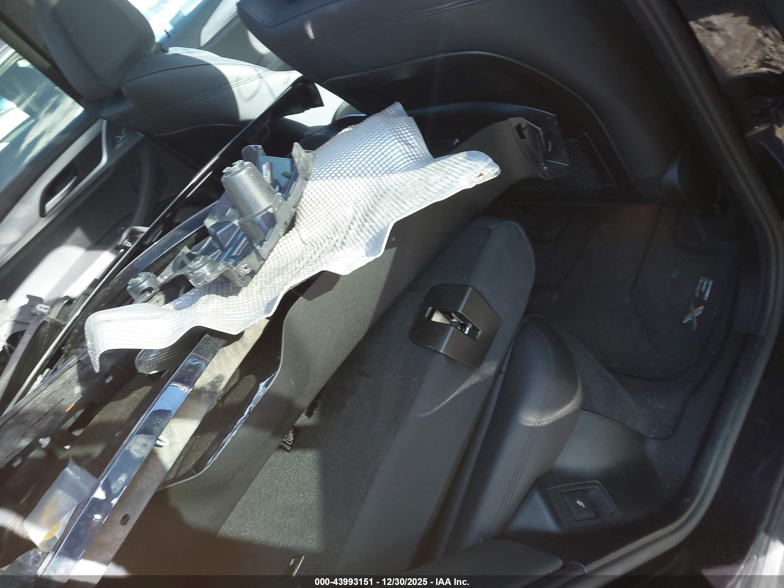 BMW X3 image 8