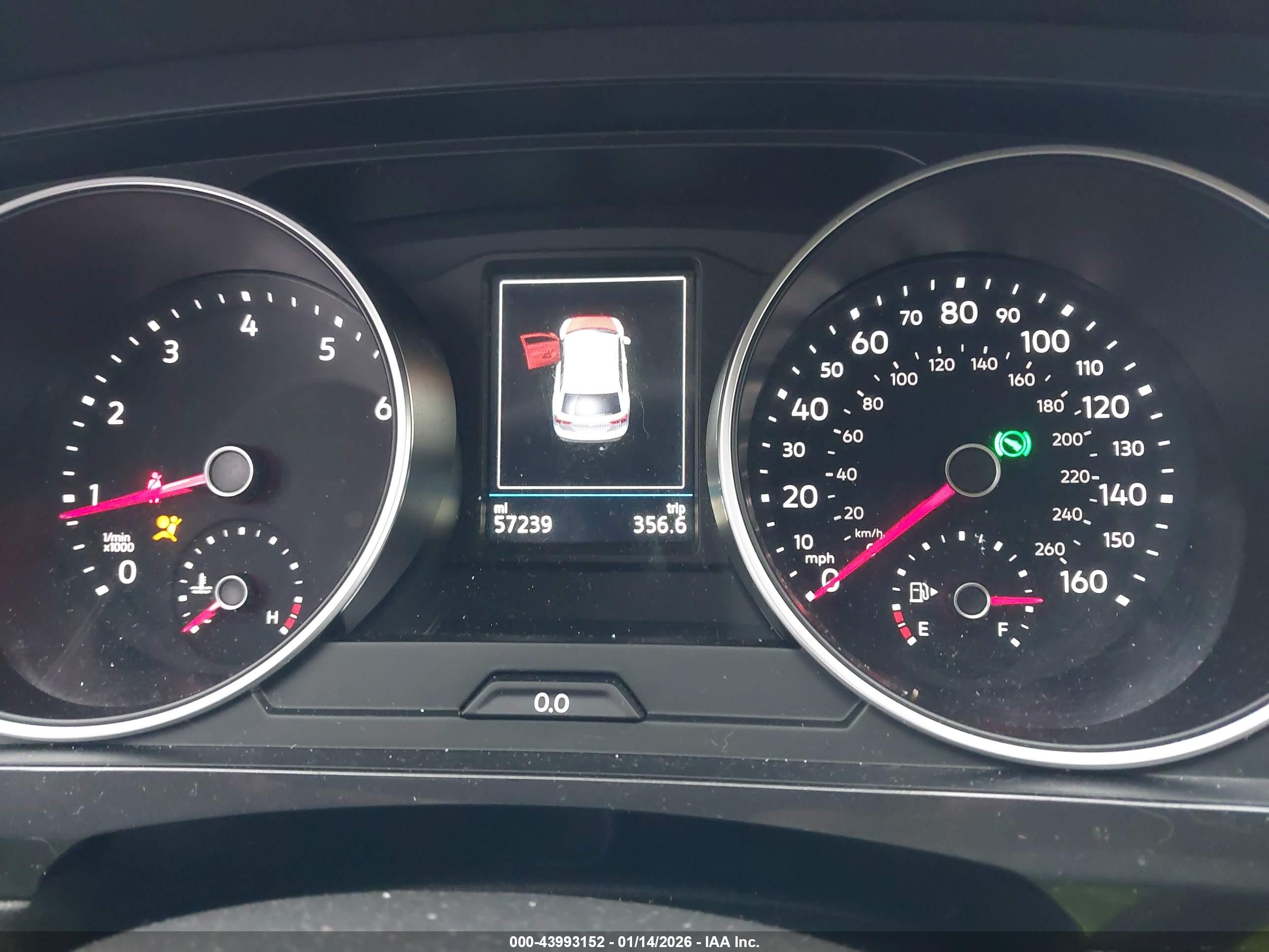VOLKSWAGEN TIGUAN image 7