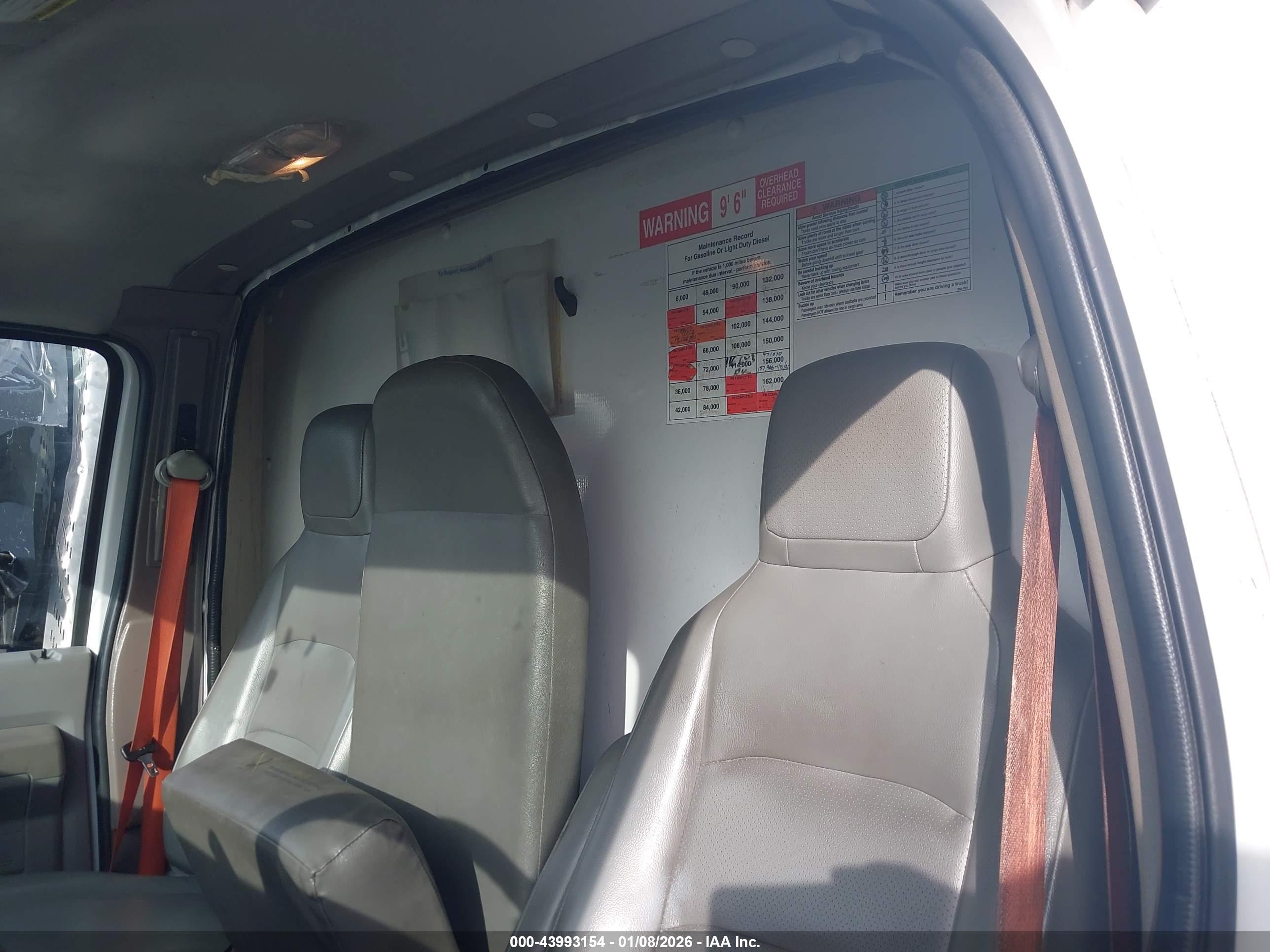 FORD E-350 image 7
