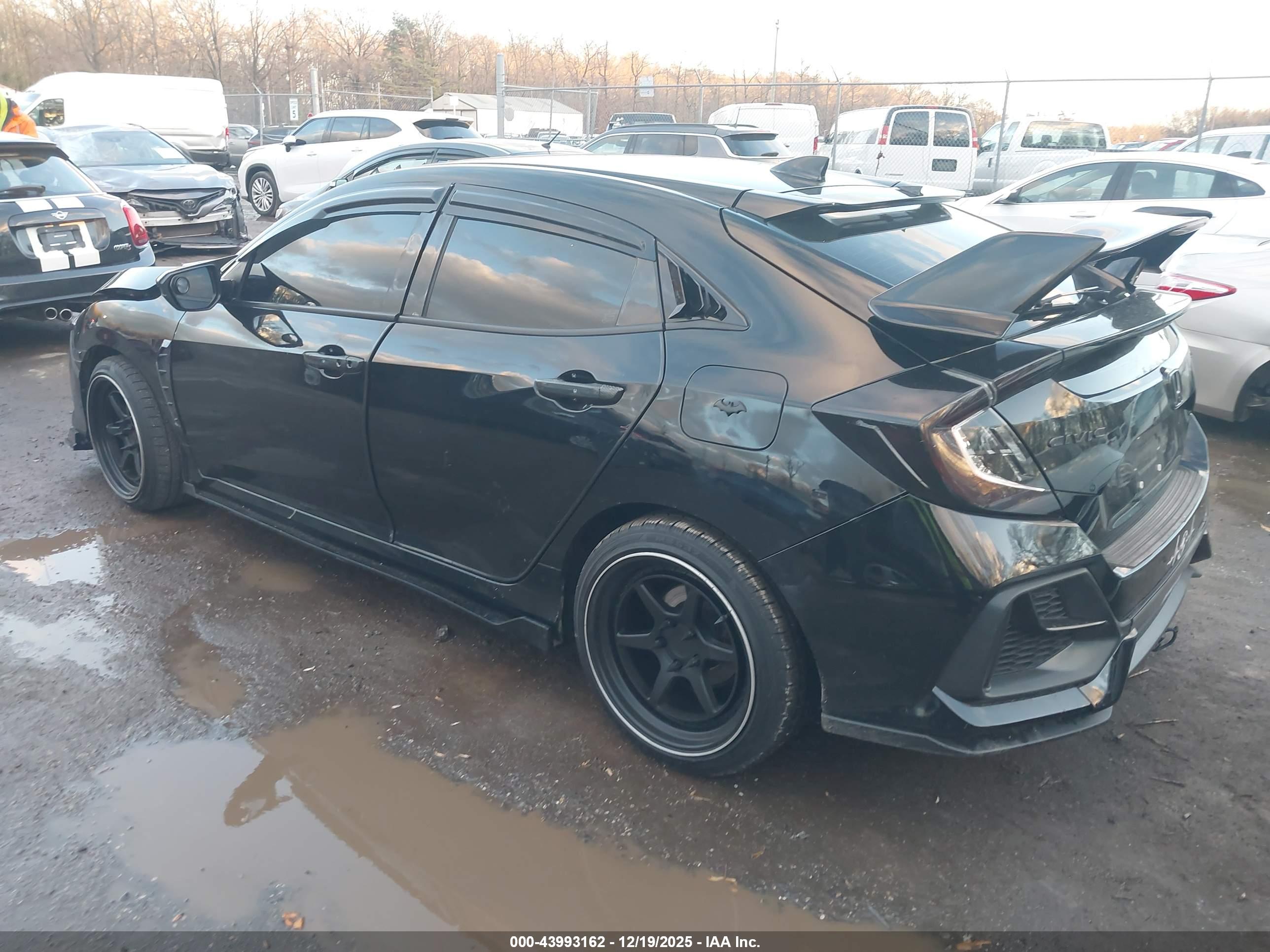 HONDA CIVIC image 3
