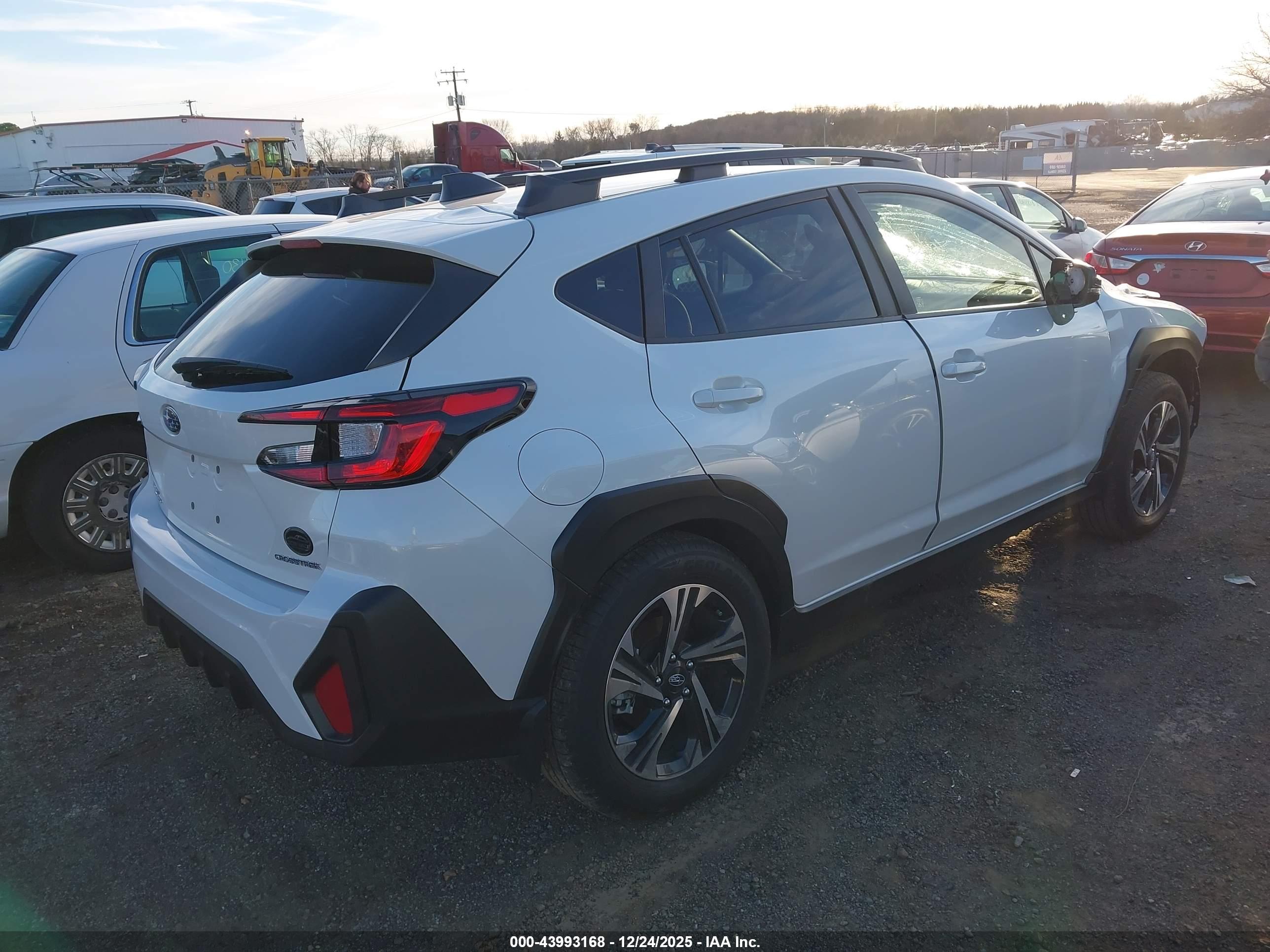 SUBARU CROSSTREK image 4