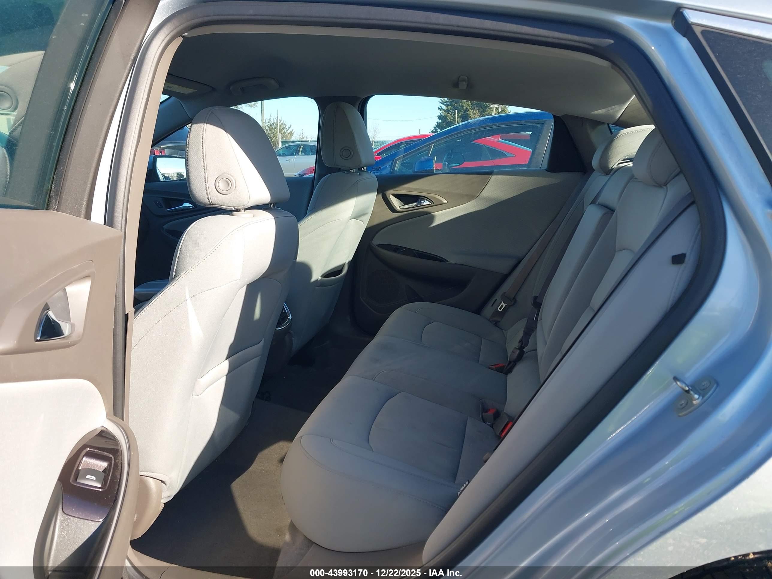 CHEVROLET MALIBU image 8