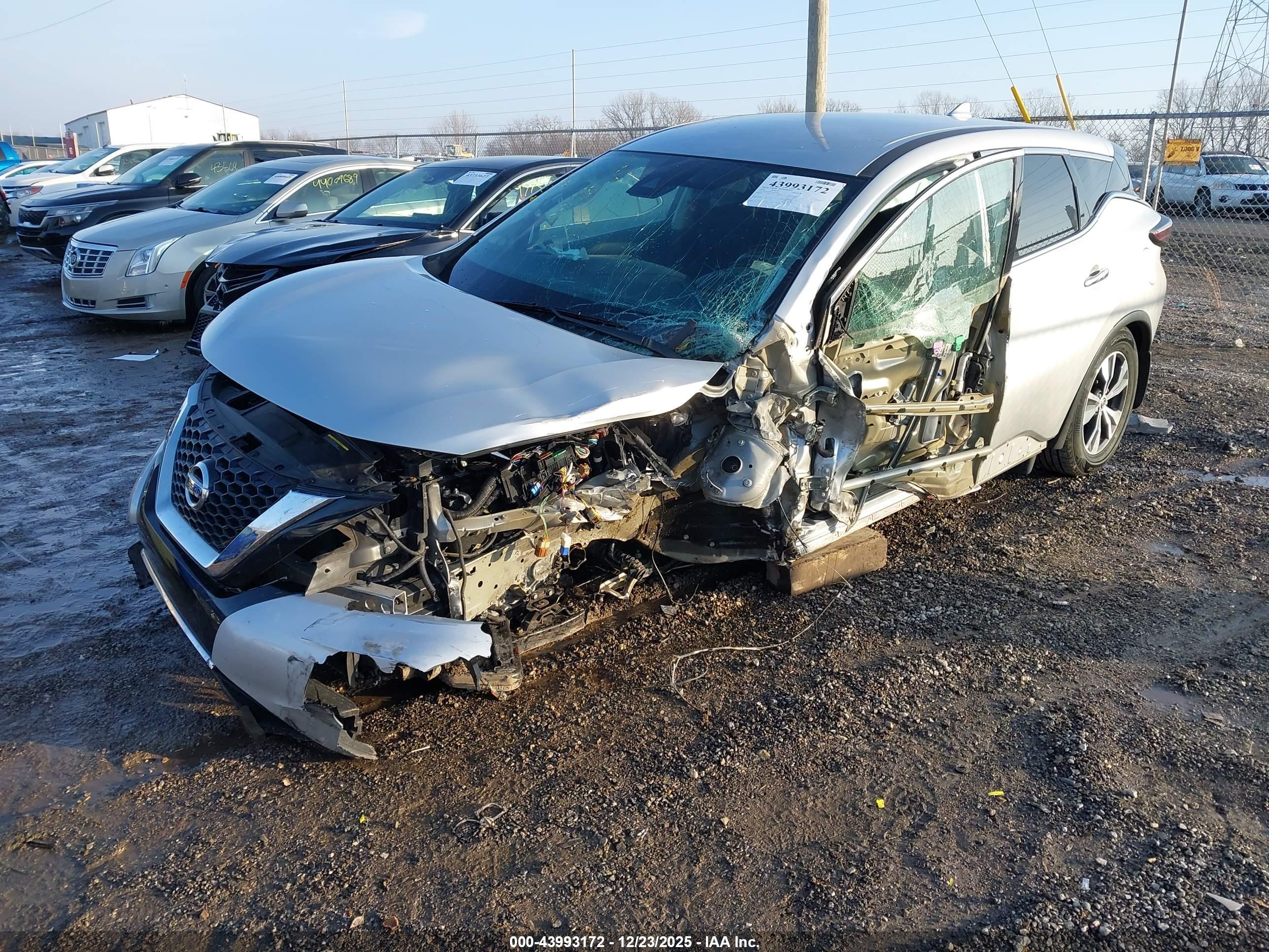 NISSAN MURANO image 2