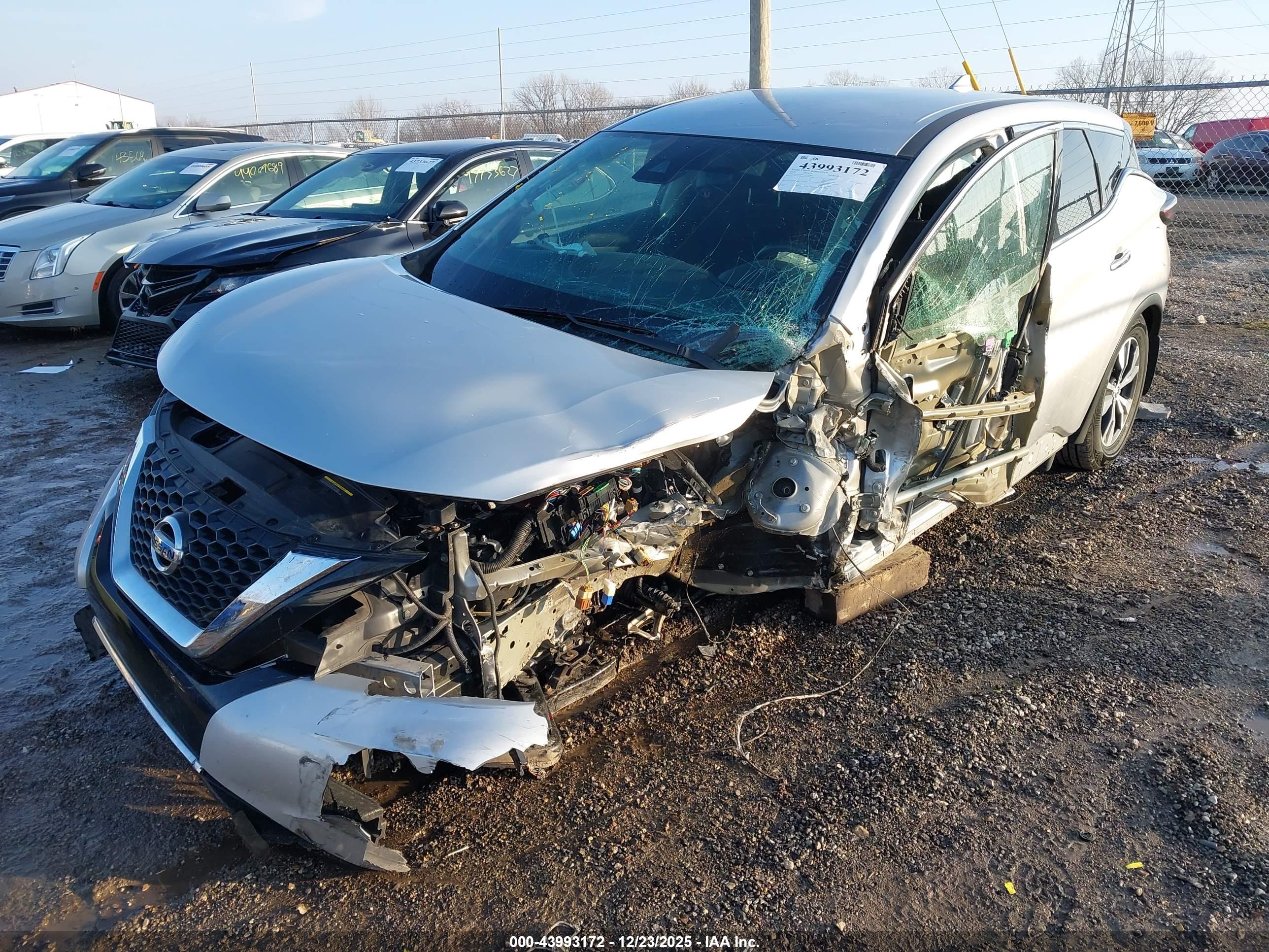 NISSAN MURANO image 6
