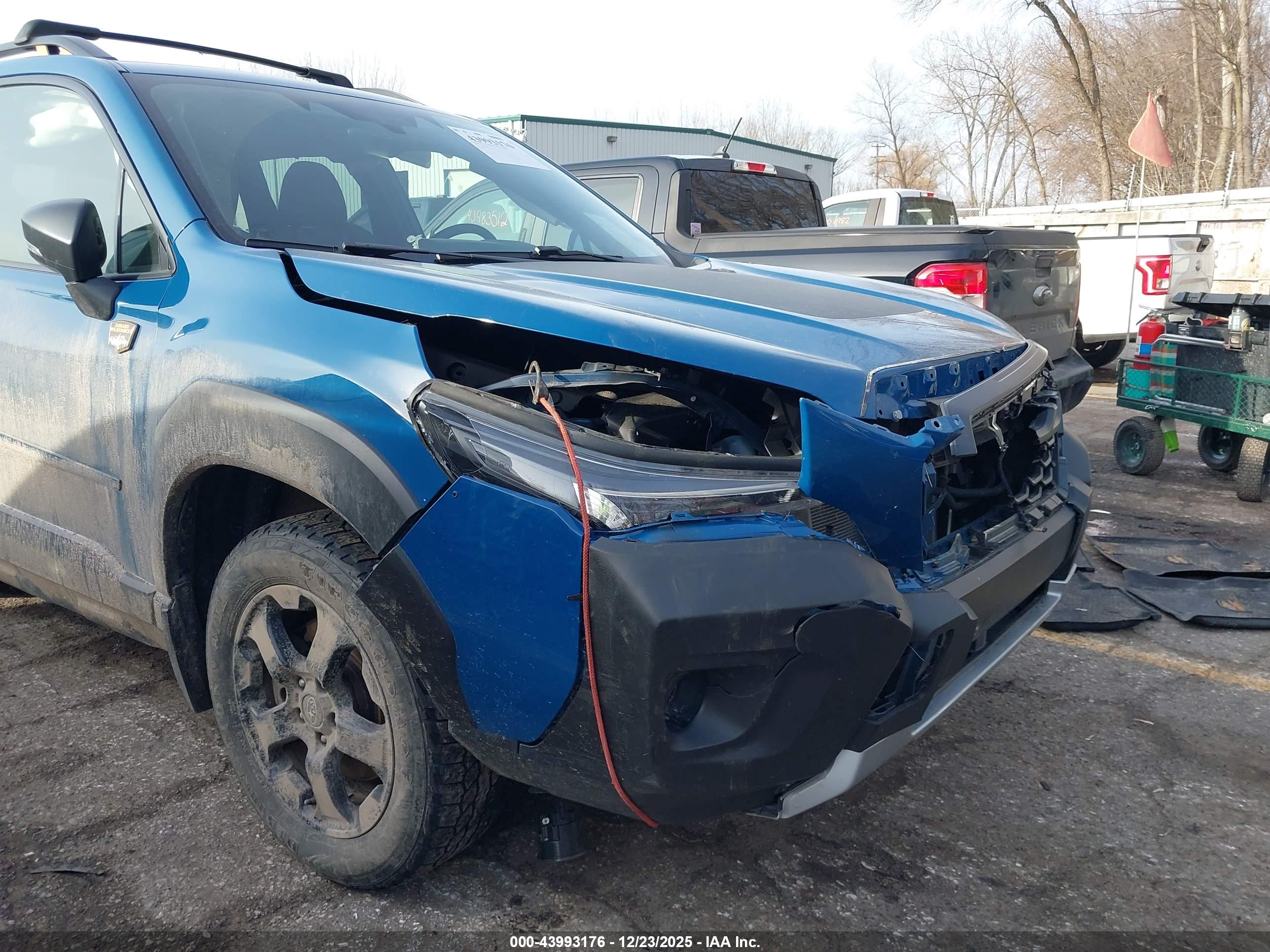 SUBARU FORESTER image 6