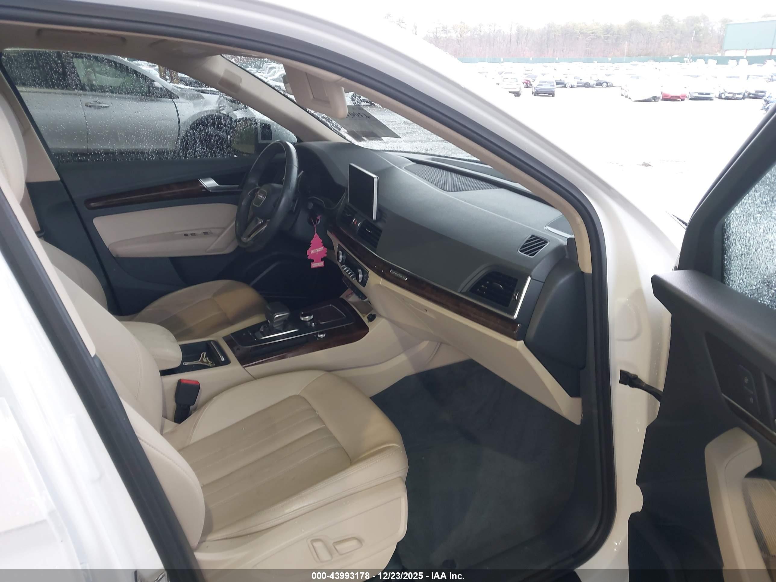 AUDI Q5 image 5