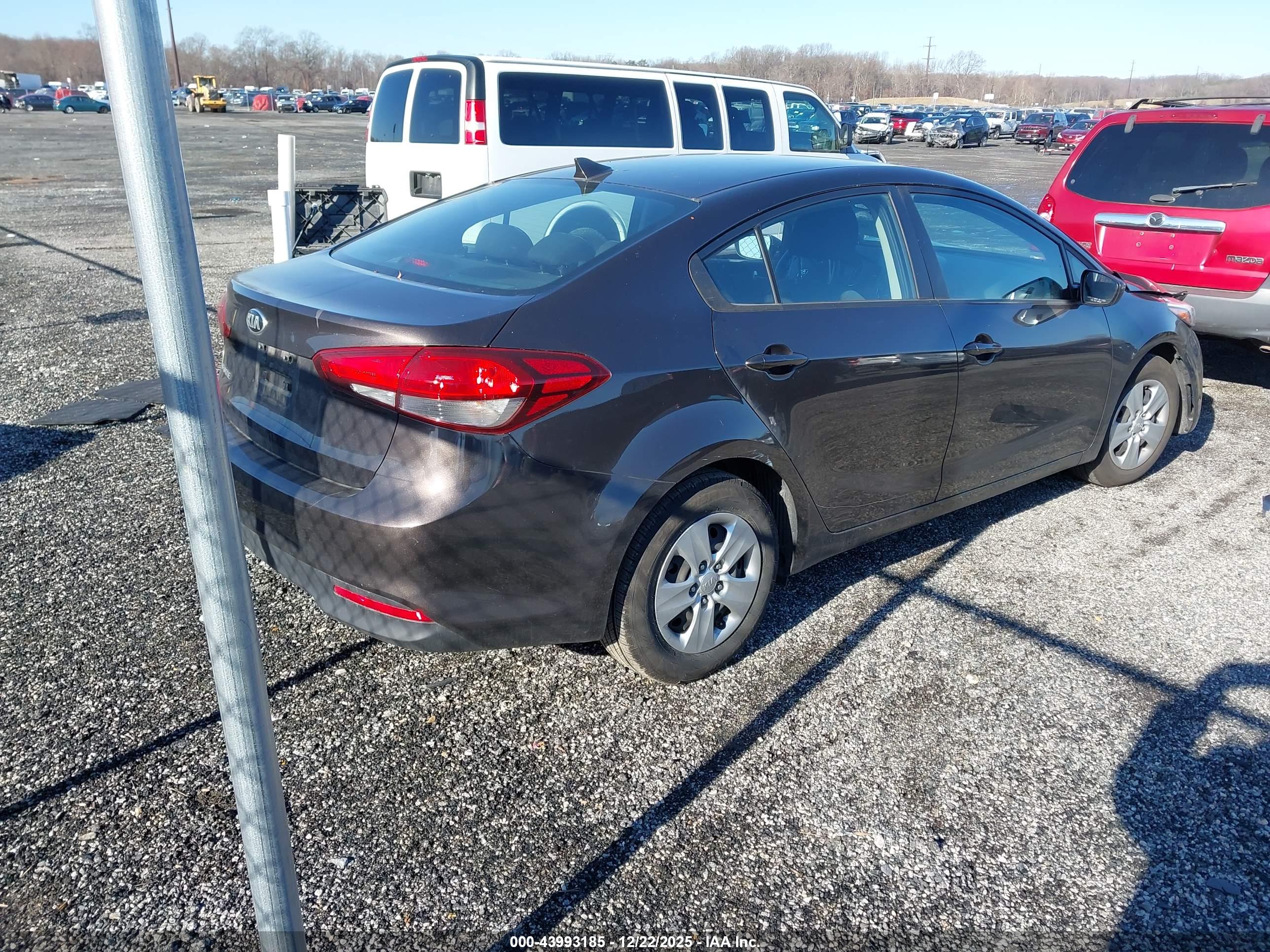 KIA FORTE image 4