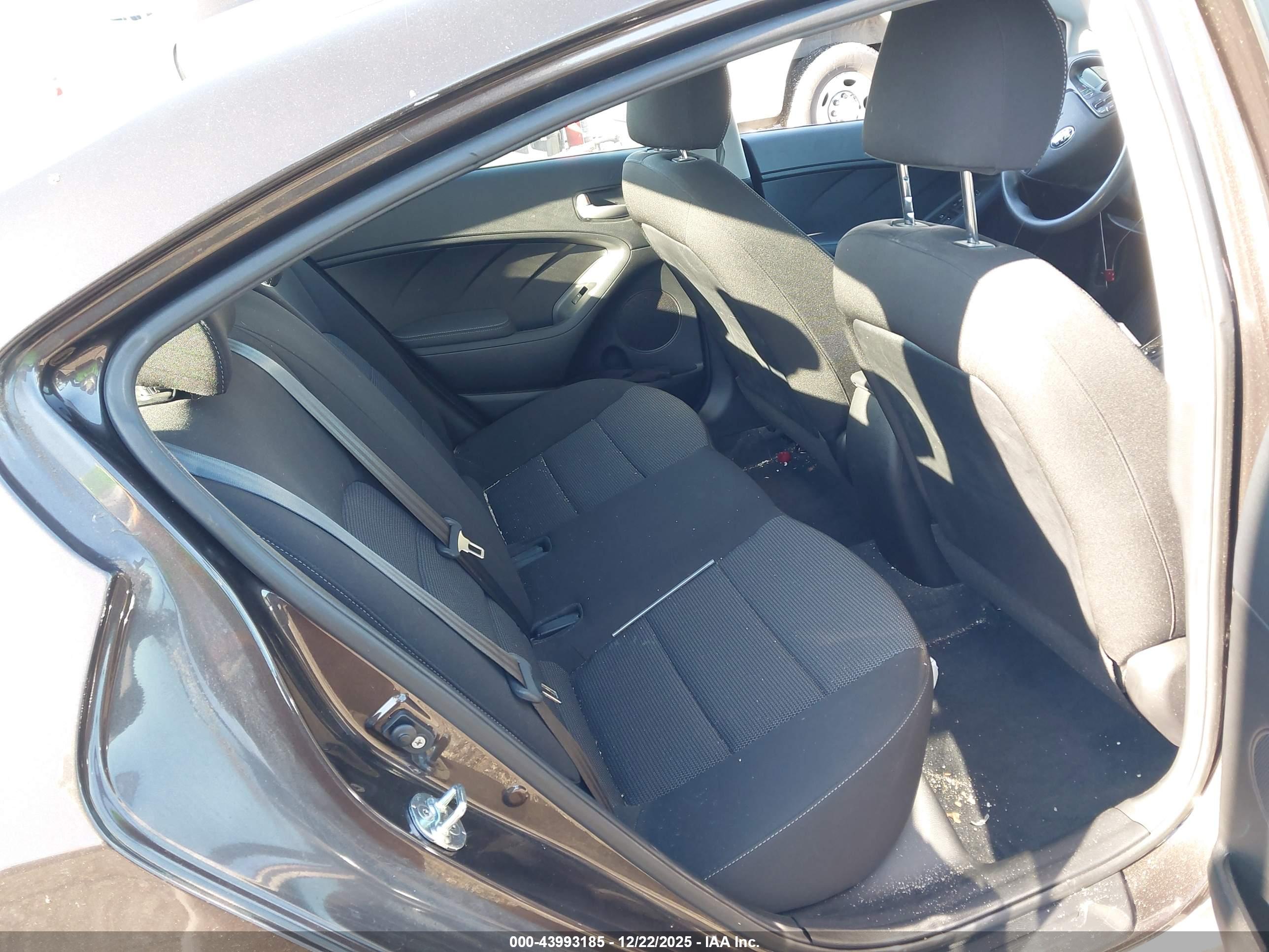 KIA FORTE image 8