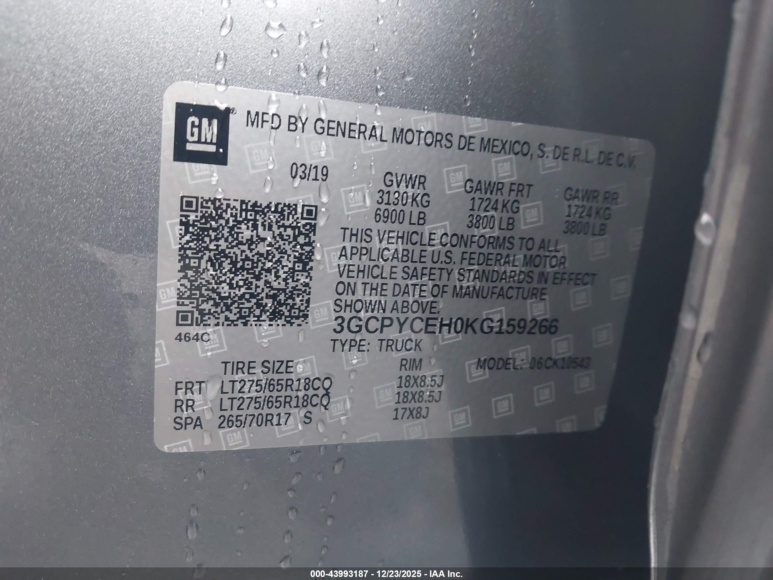 CHEVROLET SILVERADO image 9