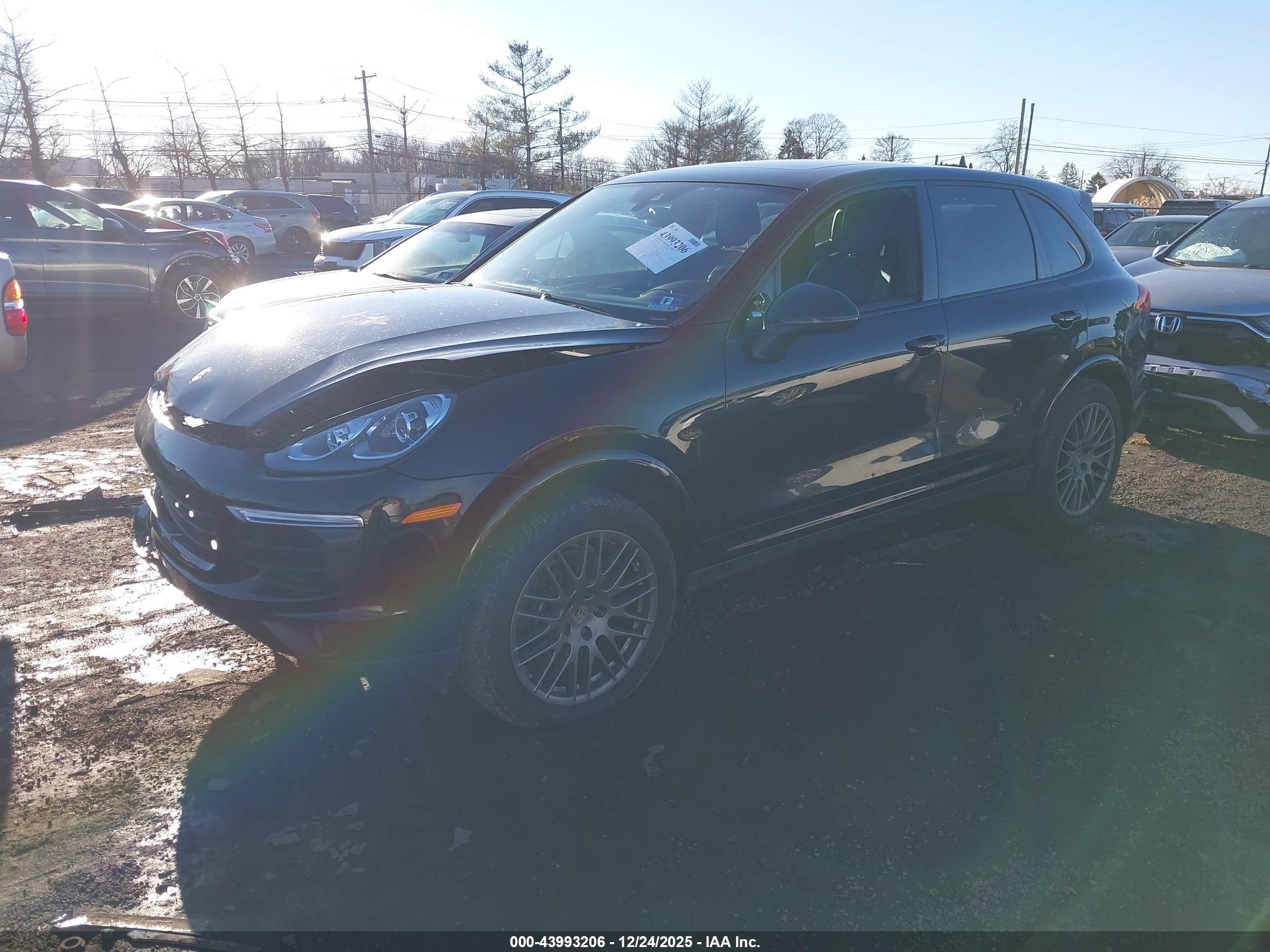 PORSCHE CAYENNE image 2