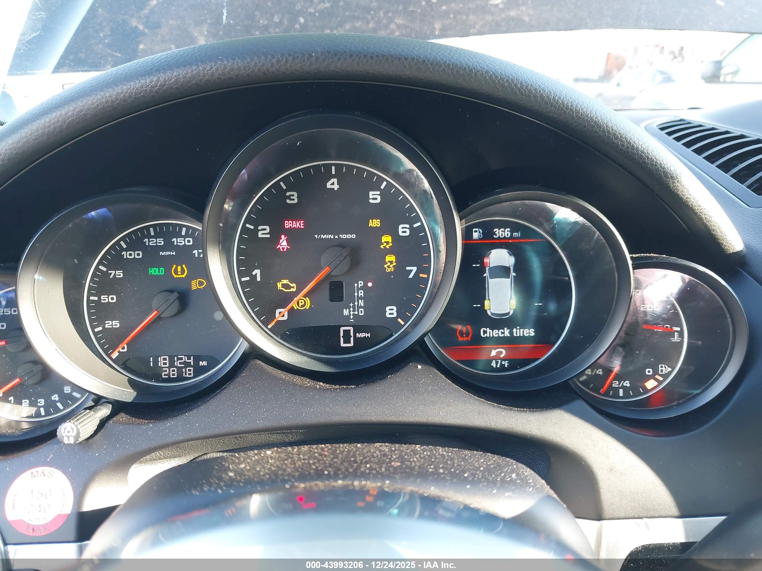 PORSCHE CAYENNE image 7