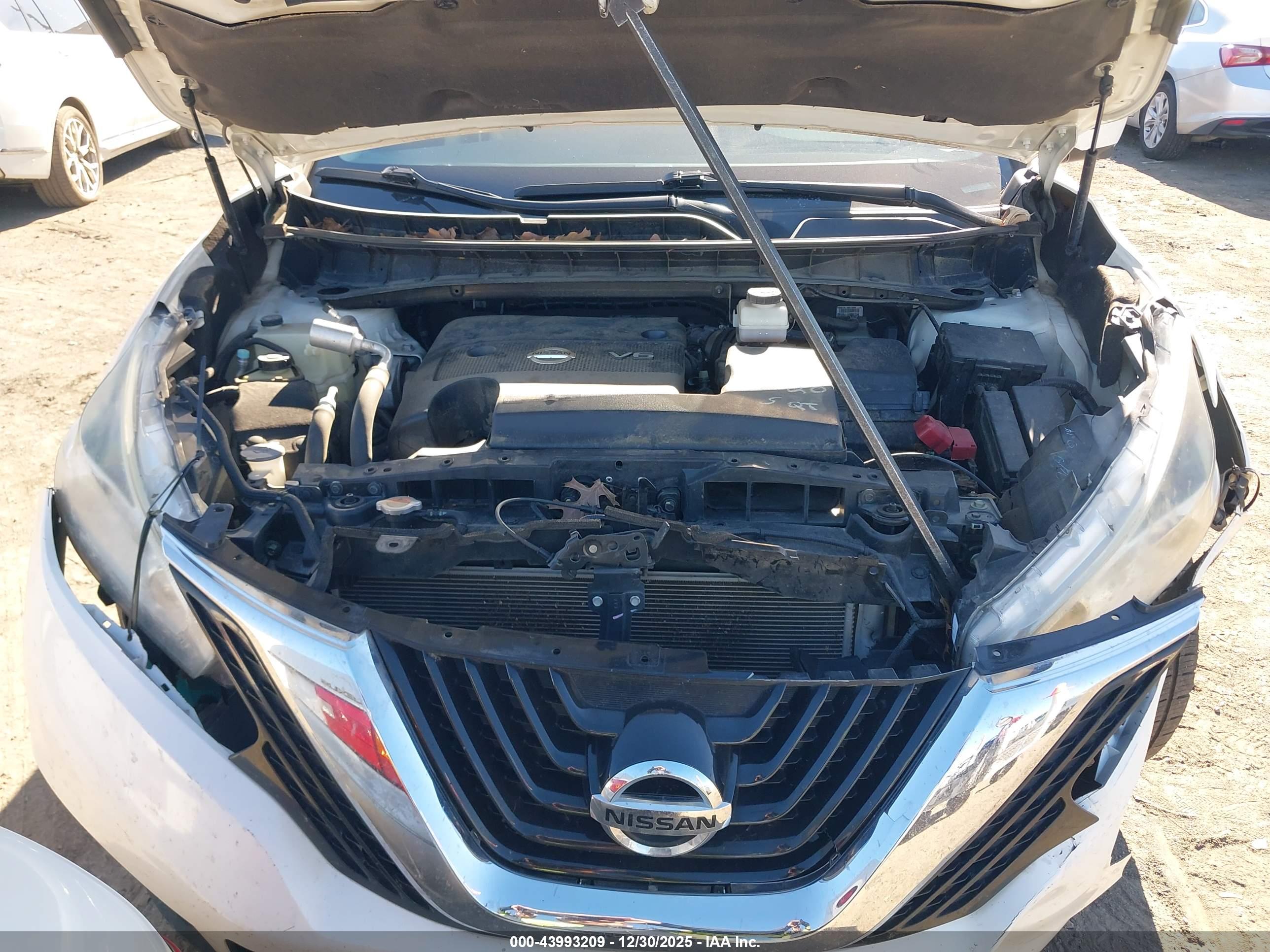 NISSAN MURANO image 10