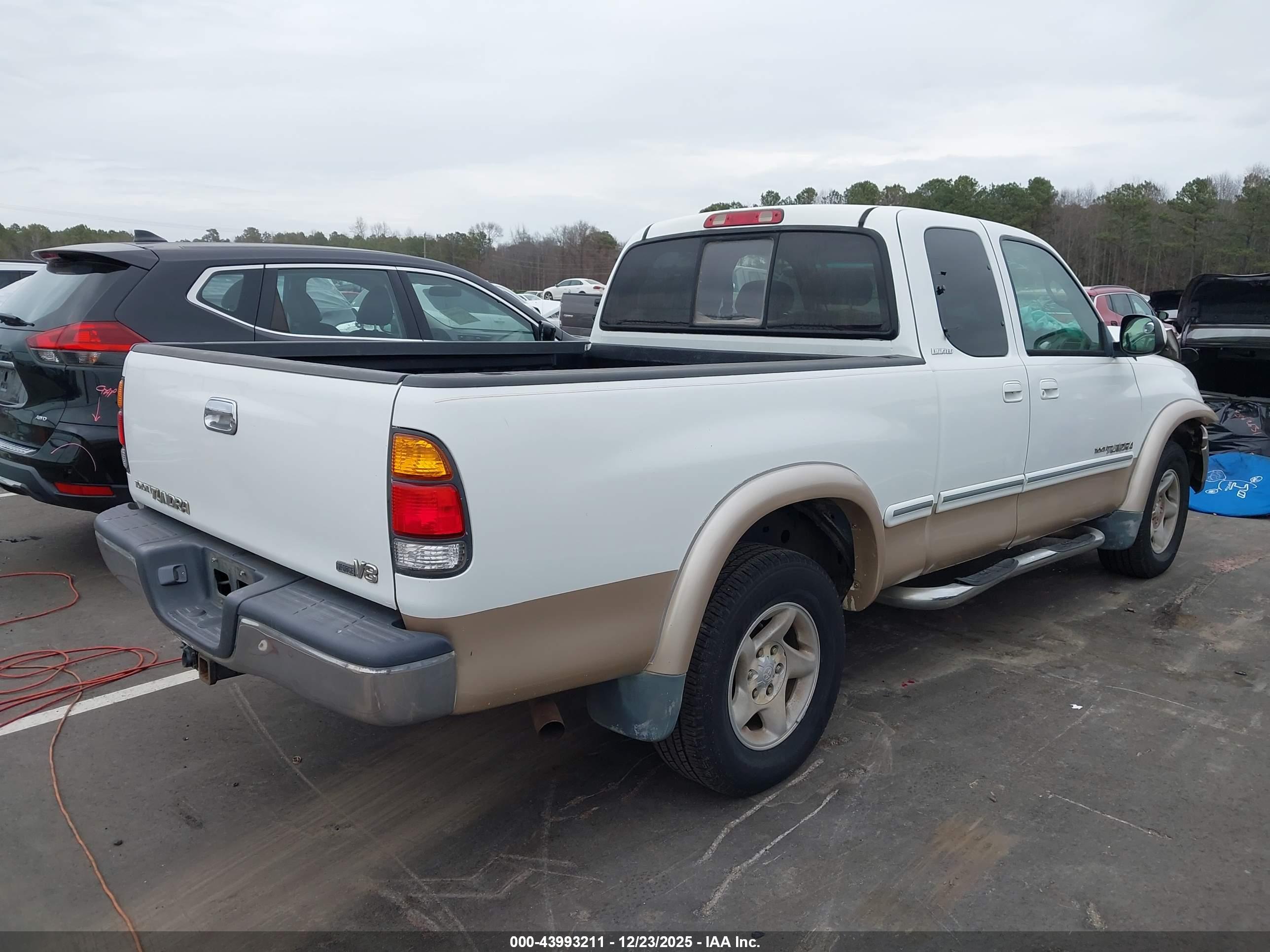 TOYOTA TUNDRA image 4
