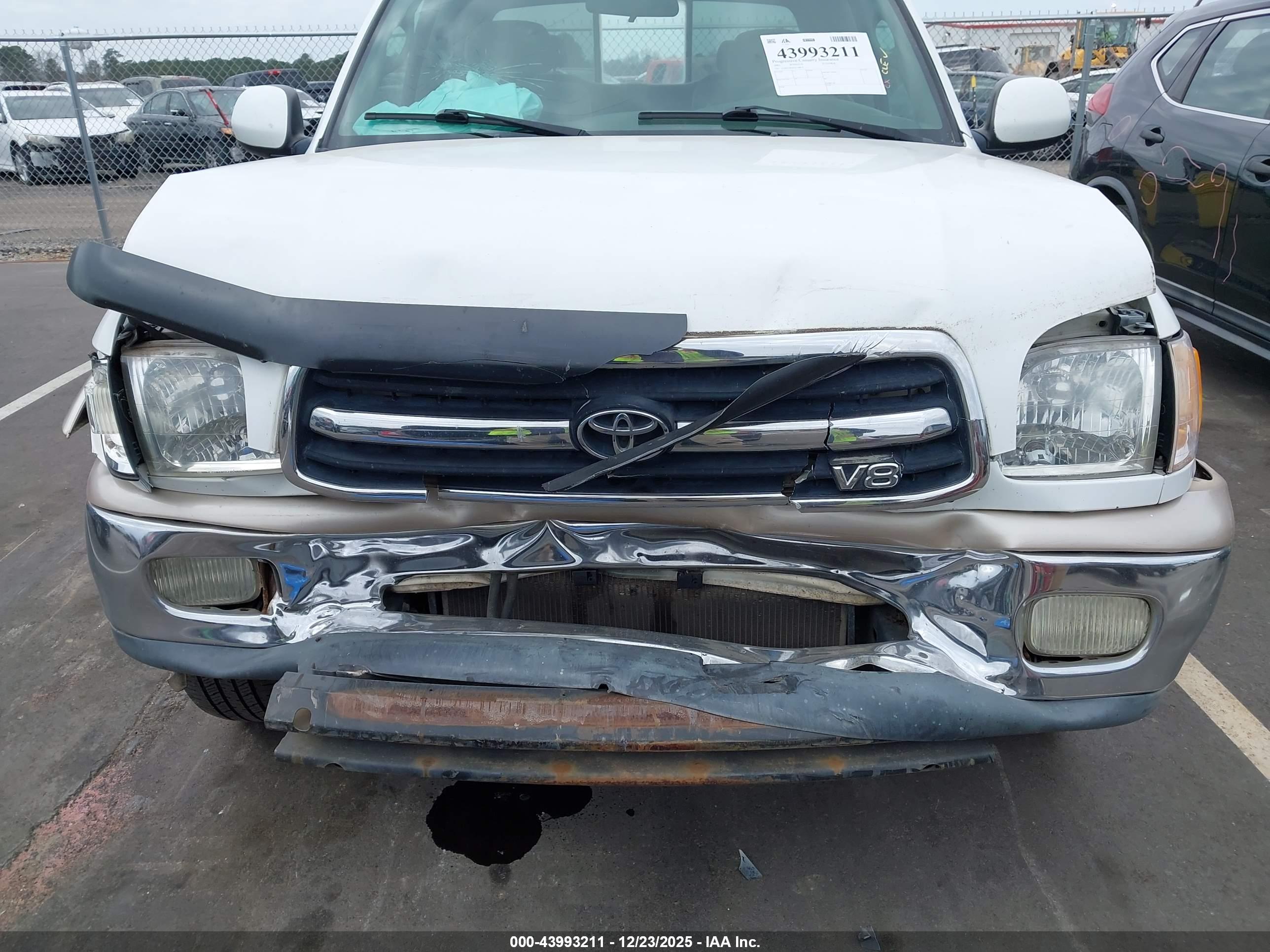 TOYOTA TUNDRA image 6