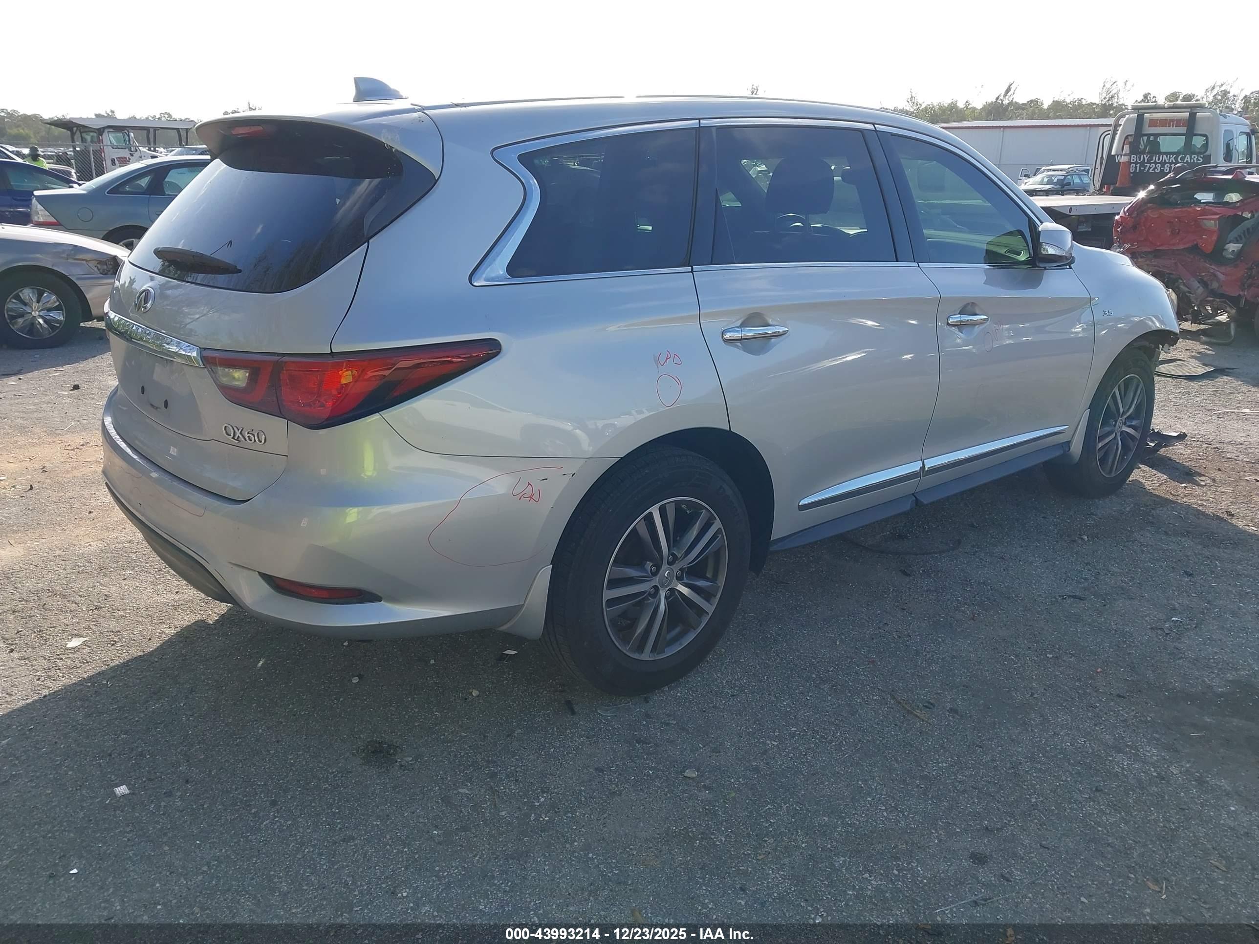 INFINITI QX60 image 4
