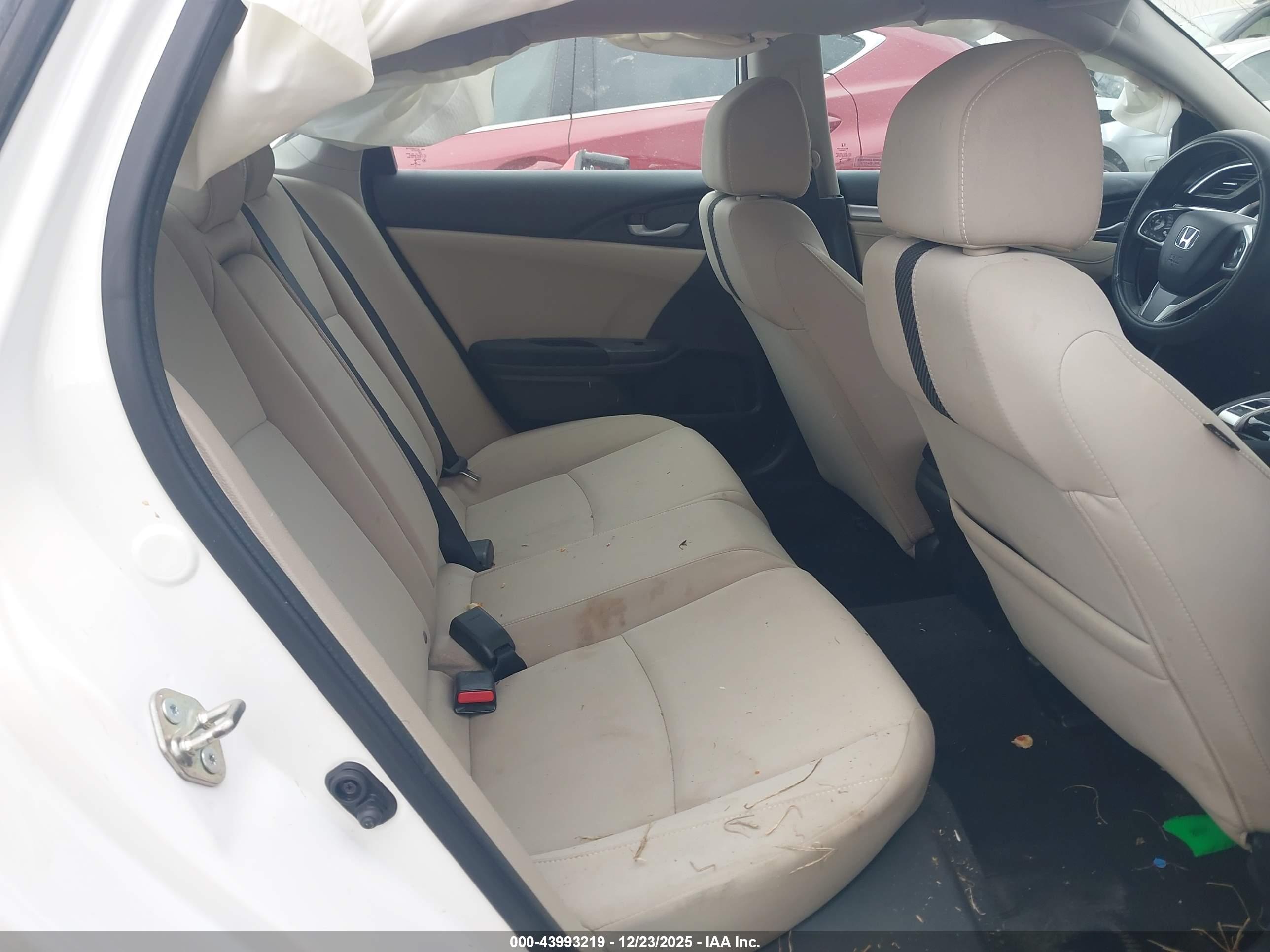 HONDA CIVIC image 8