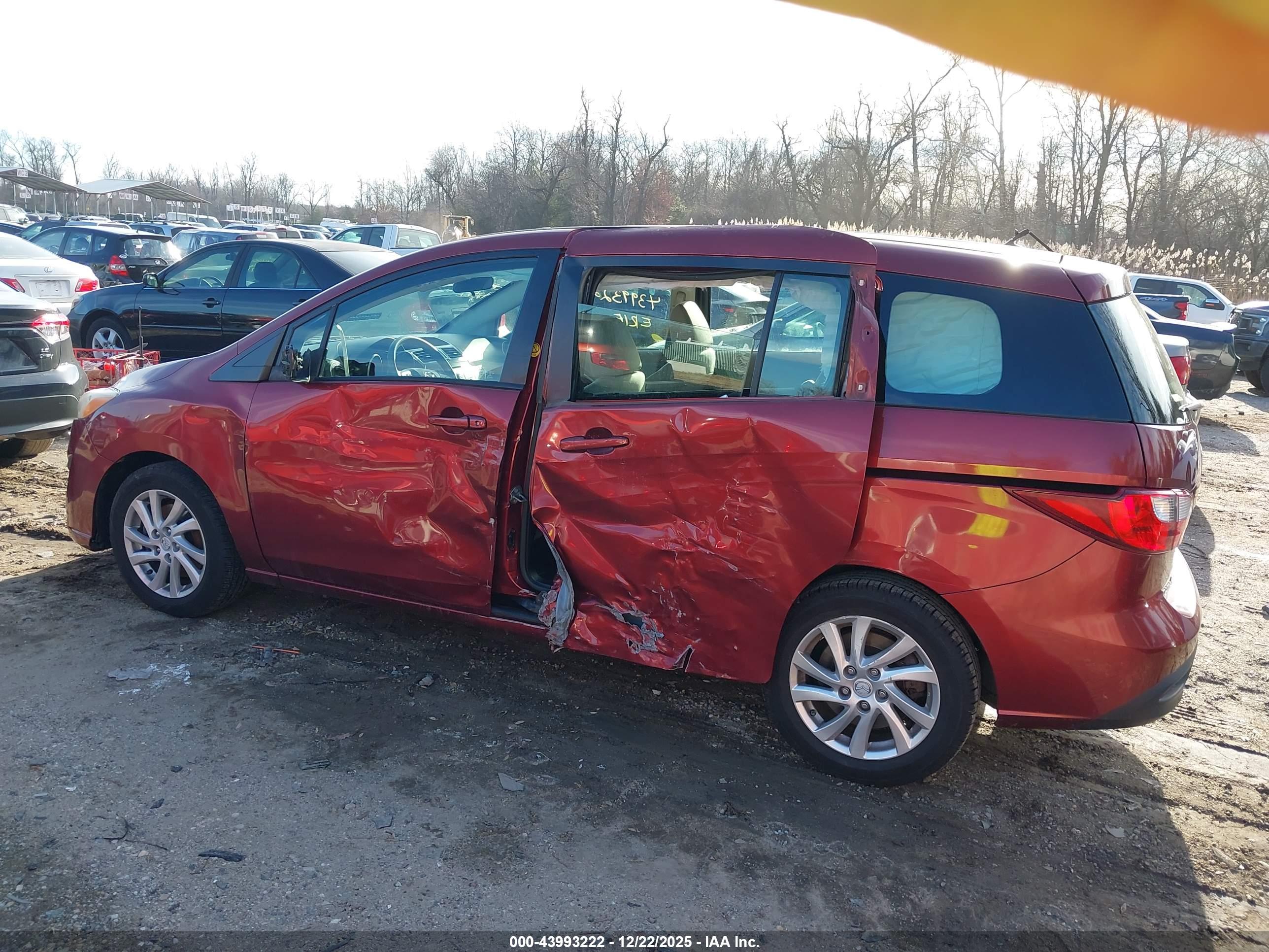 MAZDA MAZDA5 image 6