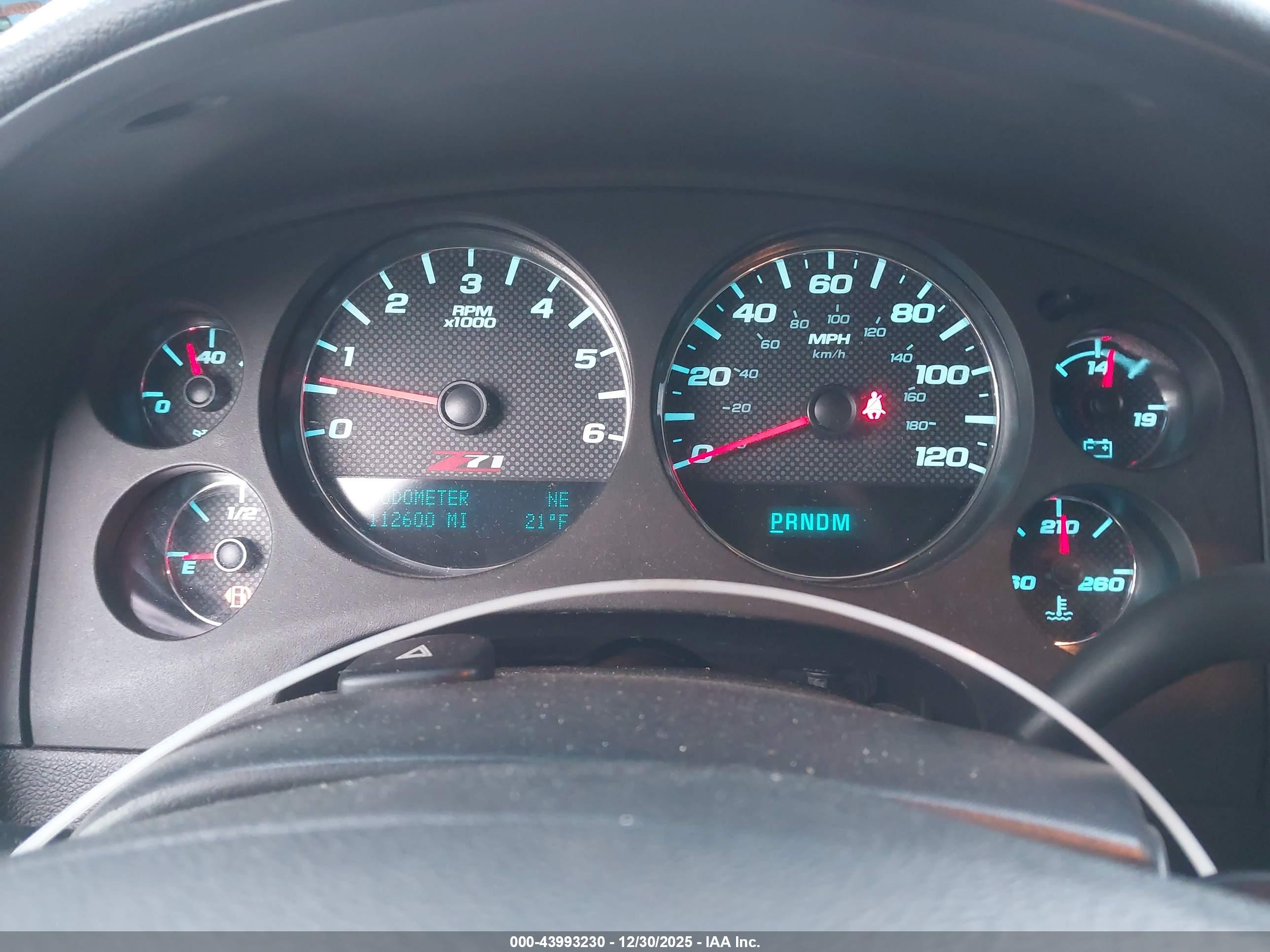 CHEVROLET SILVERADO image 7