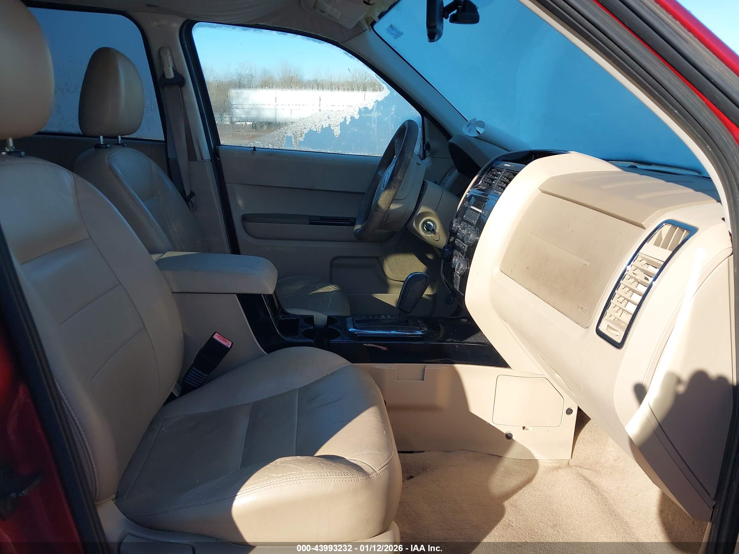 FORD ESCAPE image 5