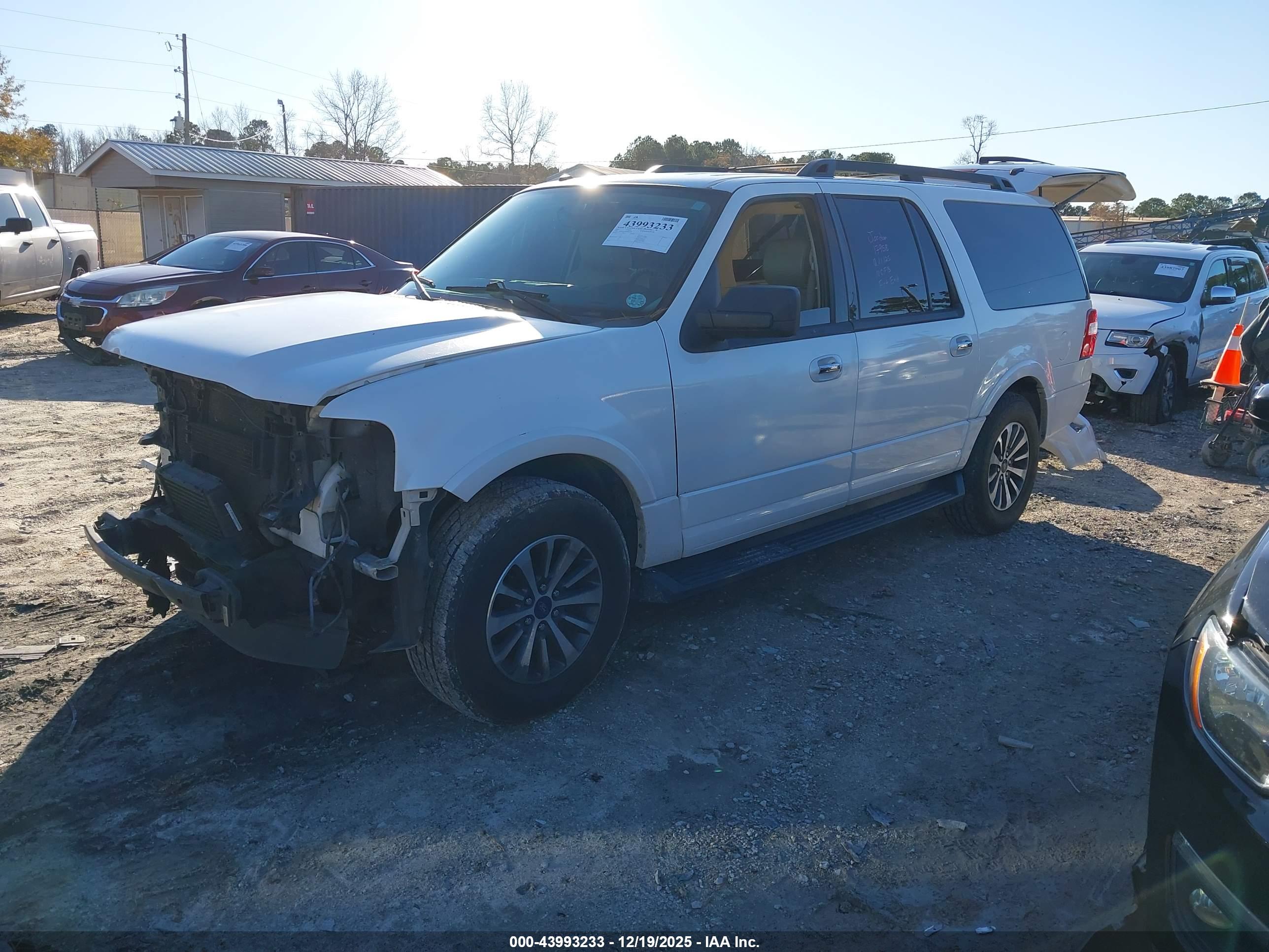 FORD EXPEDITION image 2