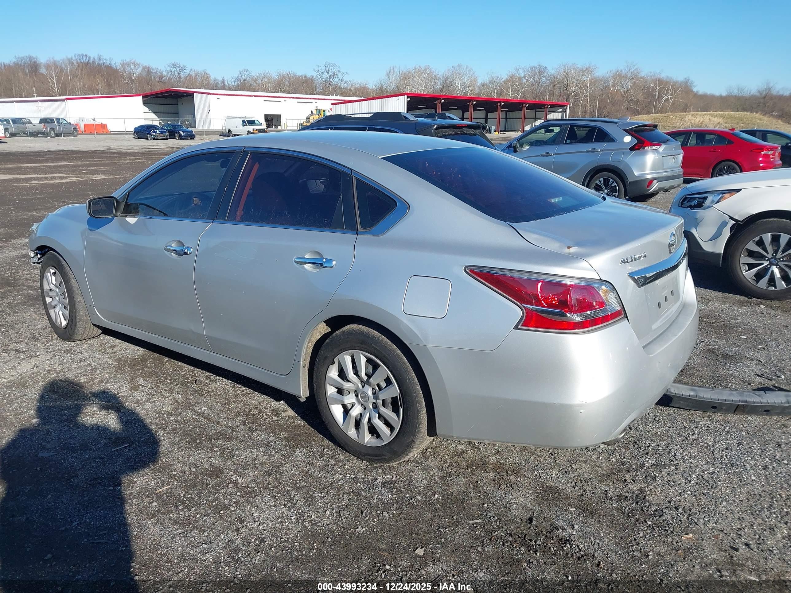 NISSAN ALTIMA image 3