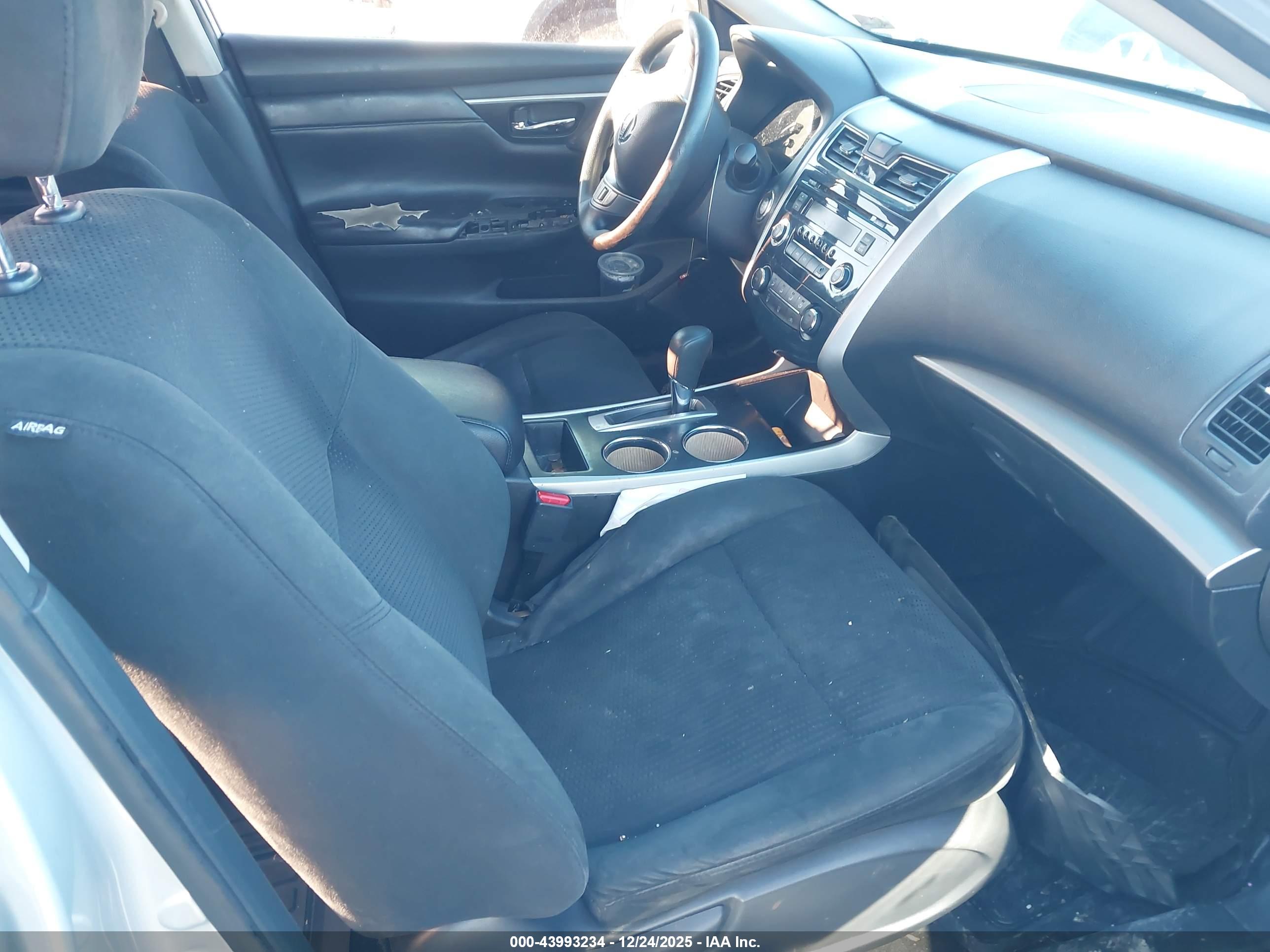 NISSAN ALTIMA image 5